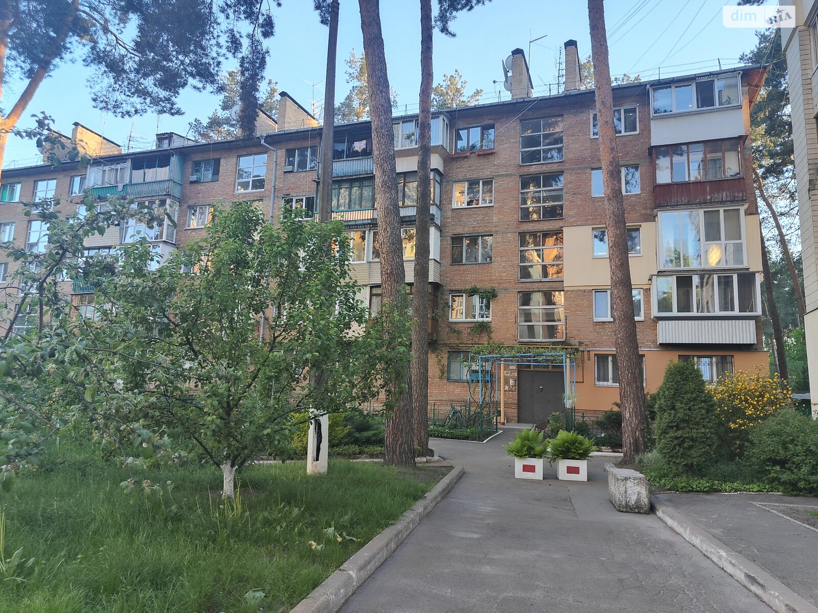Продажа двухкомнатной квартиры в Киеве, на ул. Конча-Заспинская 17, район Голосеевский фото 1