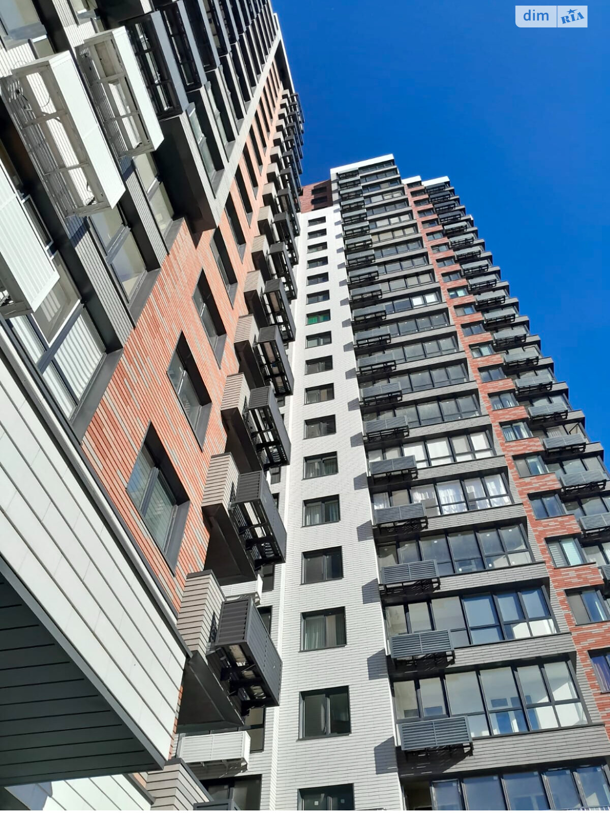Продаж трикімнатної квартири в Києві, на вул. Костанайська 13, район Голосіївський фото 1 Продаж трикімнатної квартири в Києві, на вул. Костанайська 13, район Голосіївський фото 1