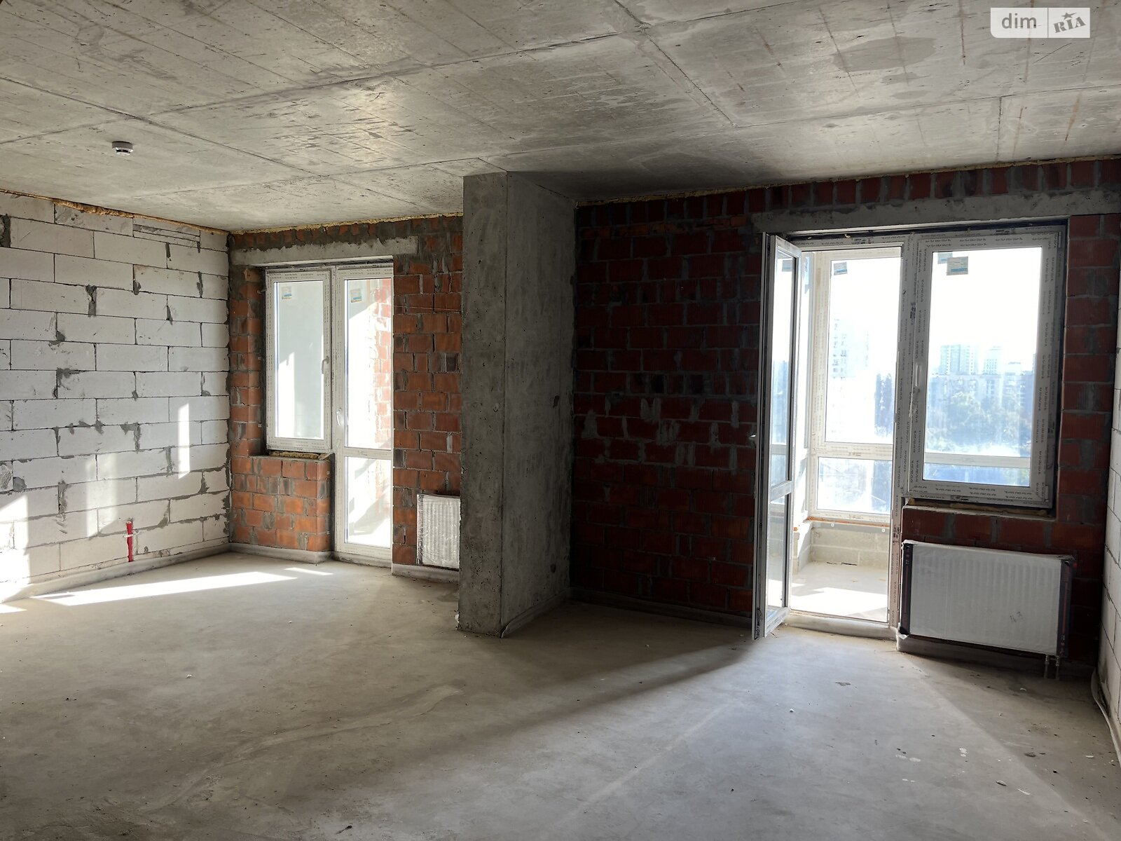 Продаж трикімнатної квартири в Києві, на вул. Костанайська 13, район Голосіївський фото 1 Продаж трикімнатної квартири в Києві, на вул. Костанайська 13, район Голосіївський фото 1