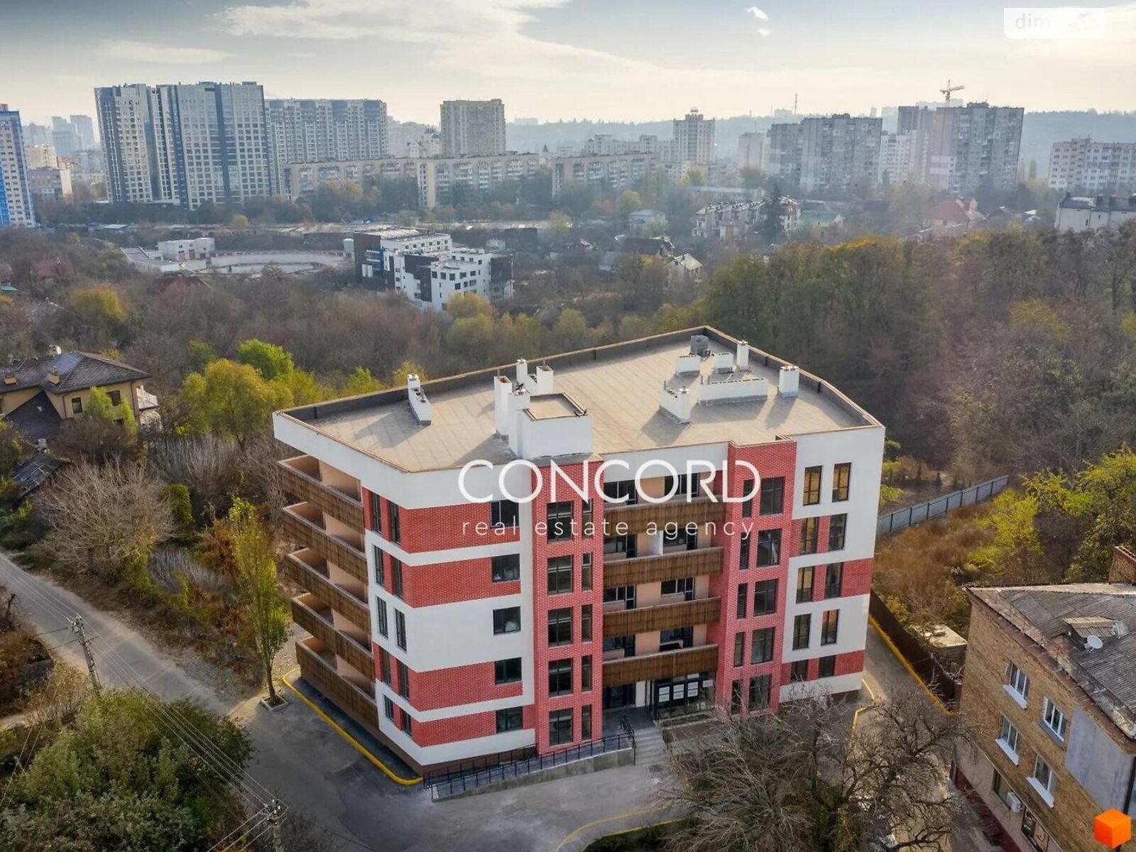 Продажа трехкомнатной квартиры в Киеве, на ул. Козацкая 55А, район Голосеевский фото 1