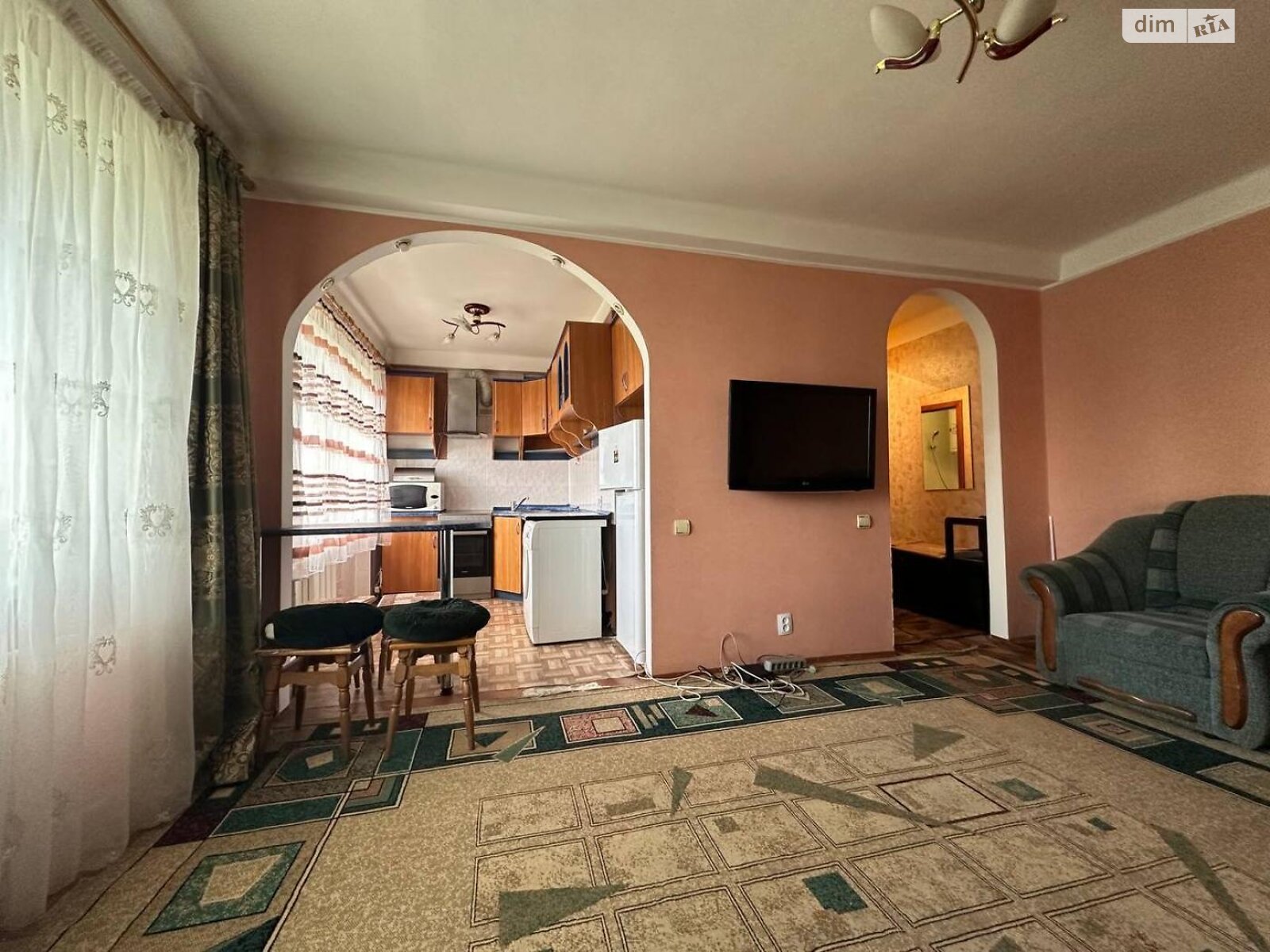 Продажа двухкомнатной квартиры в Киеве, на ул. Пироговский шлях, район Голосеевский фото 1