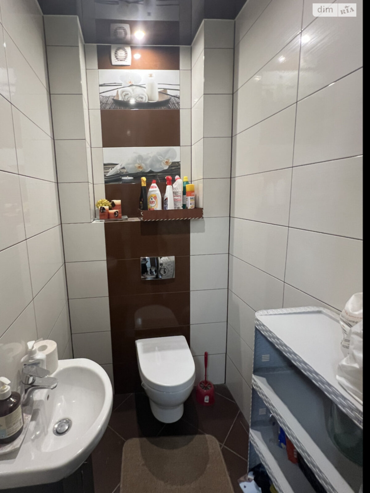 Продаж трикімнатної квартири в Києві, на вул. Левітана 3, район Голосіївський фото 1 Продаж трикімнатної квартири в Києві, на вул. Левітана 3, район Голосіївський фото 1