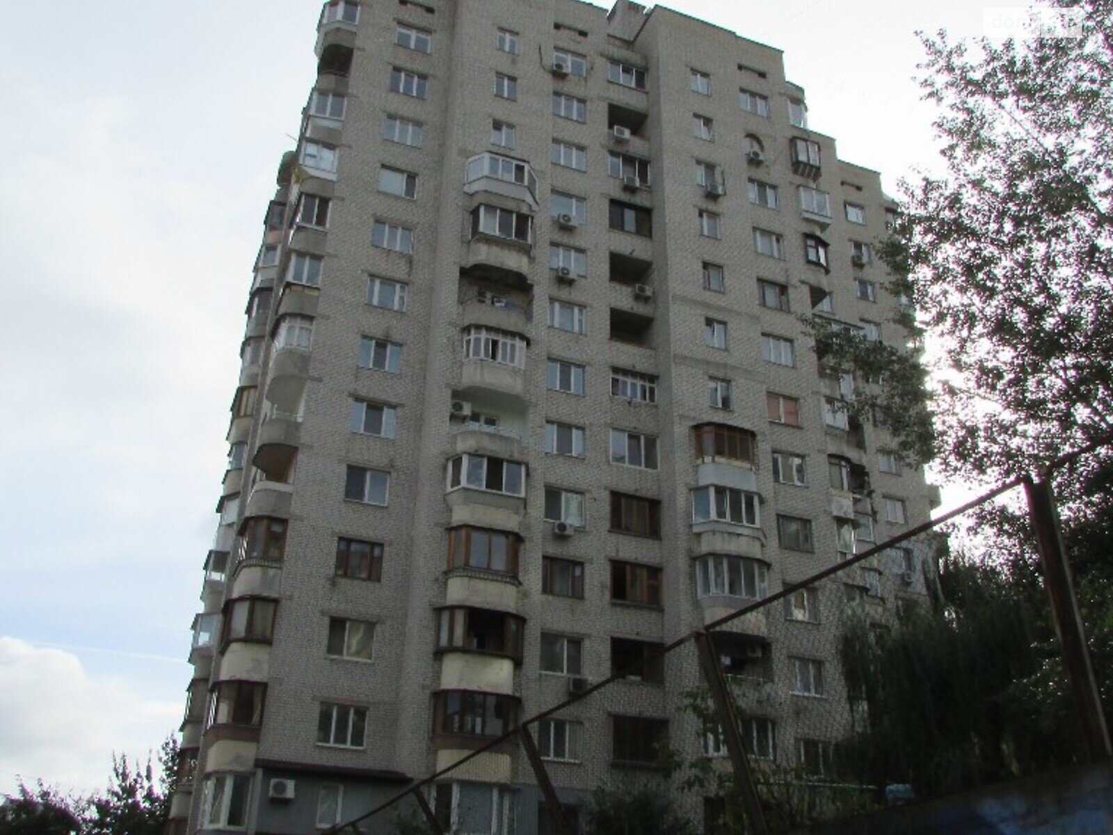Продажа трехкомнатной квартиры в Киеве, на просп. Лобановского 128, район Голосеевский фото 1