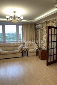 Продажа трехкомнатной квартиры в Киеве, на просп. Лобановского 126Г, район Голосеевский фото 2