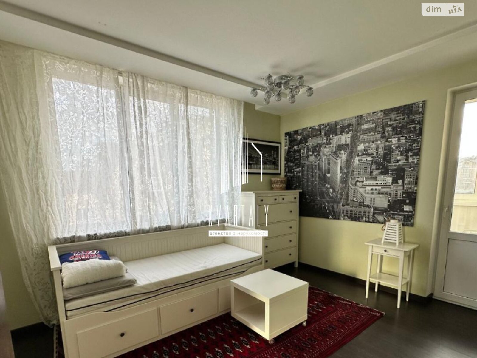 Продажа трехкомнатной квартиры в Киеве, на просп. Лобановского 126Г, район Голосеевский фото 1