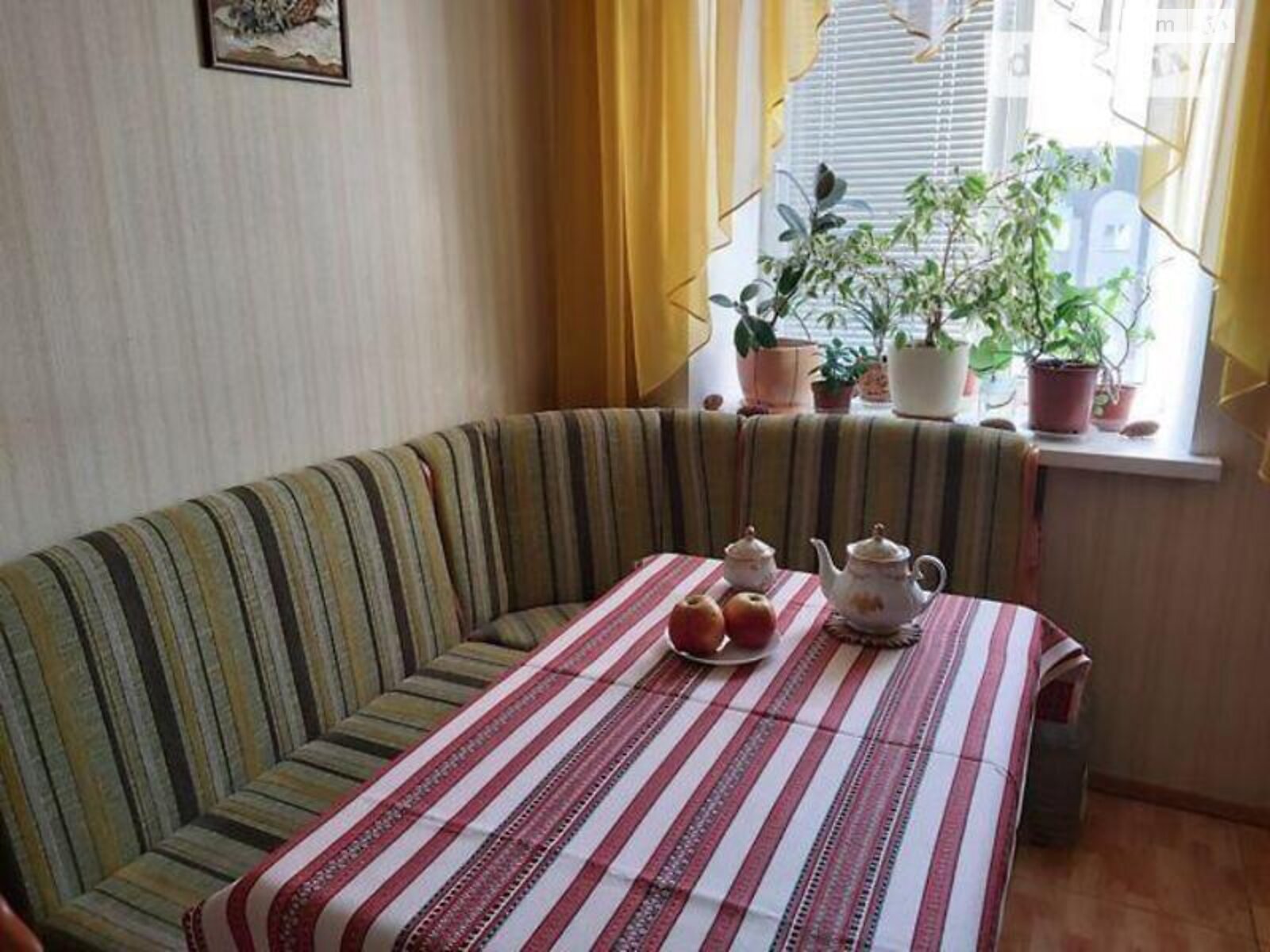 Продажа трехкомнатной квартиры в Киеве, на просп. Лобановского 128, район Голосеевский фото 1 Продажа трехкомнатной квартиры в Киеве, на просп. Лобановского 128, район Голосеевский фото 1
