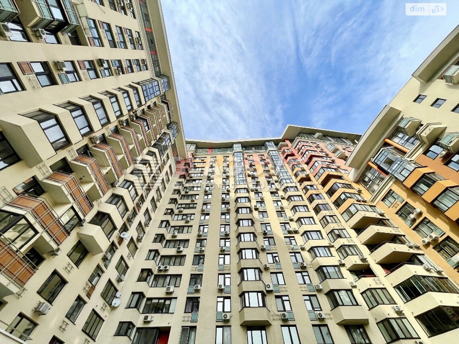 Продажа четырехкомнатной квартиры в Киеве, на ул. Ломоносова 71Г, район Голосеевский фото 1