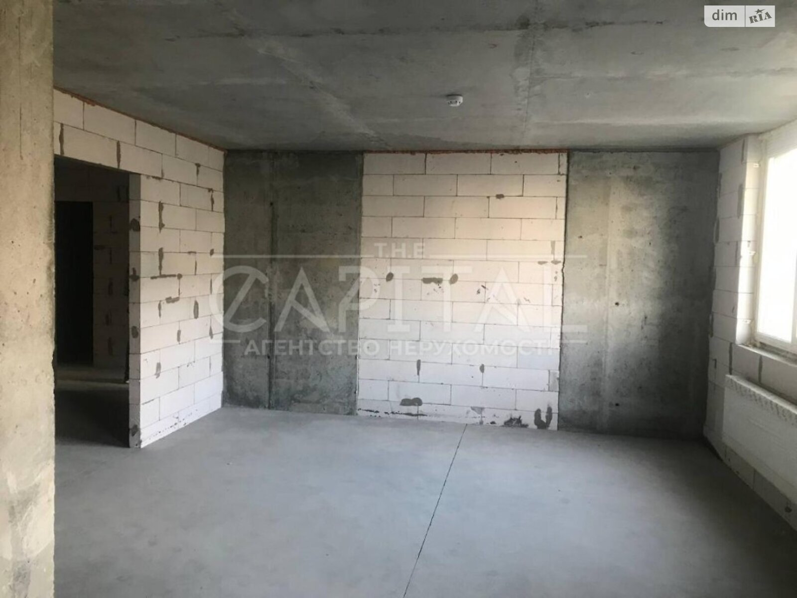 Продажа трехкомнатной квартиры в Киеве, на ул. Михаила Максимовича, район Голосеевский фото 1 Продажа трехкомнатной квартиры в Киеве, на ул. Михаила Максимовича, район Голосеевский фото 1