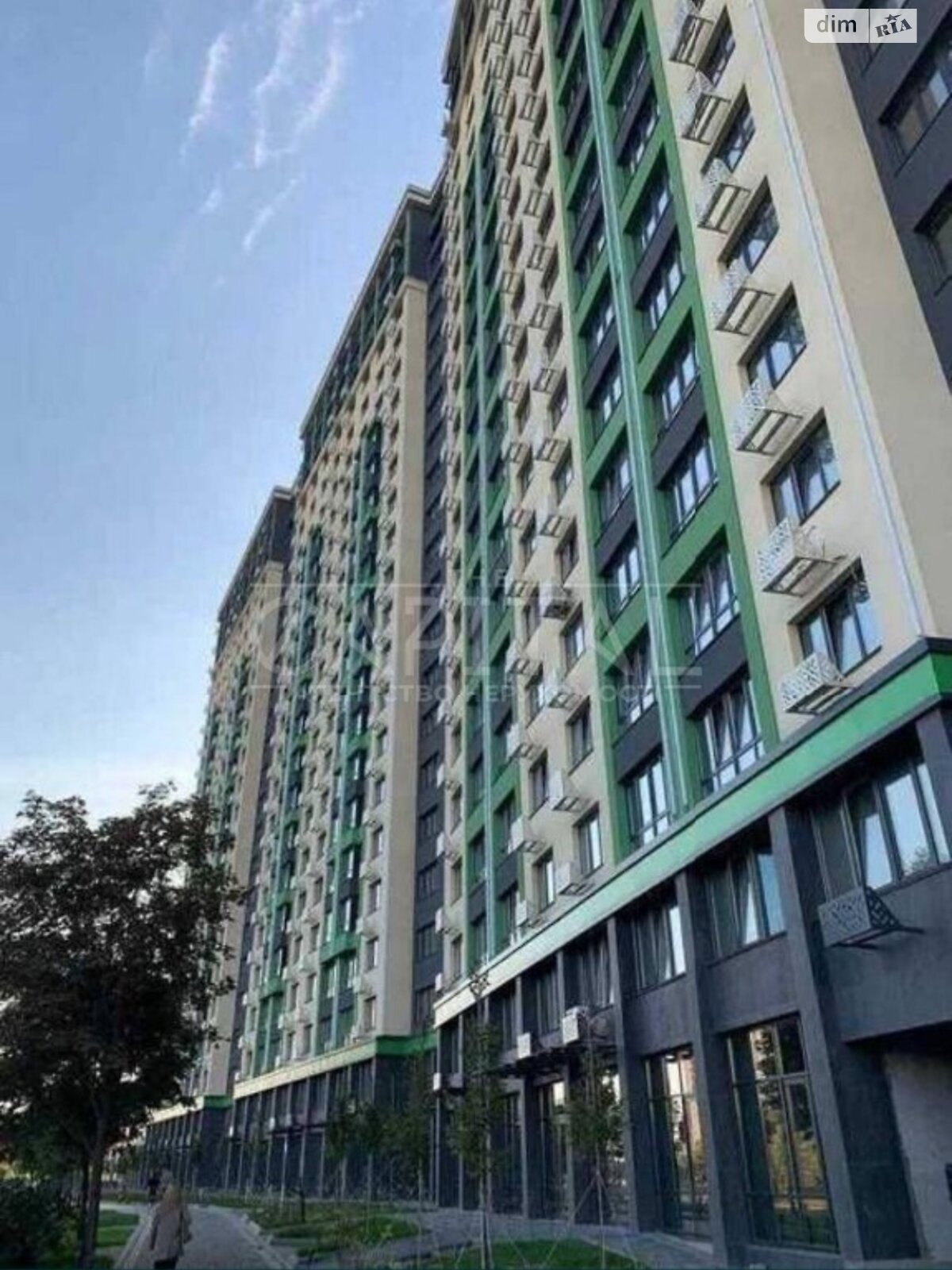 Продажа трехкомнатной квартиры в Киеве, на ул. Михаила Максимовича, район Голосеевский фото 1 Продажа трехкомнатной квартиры в Киеве, на ул. Михаила Максимовича, район Голосеевский фото 1