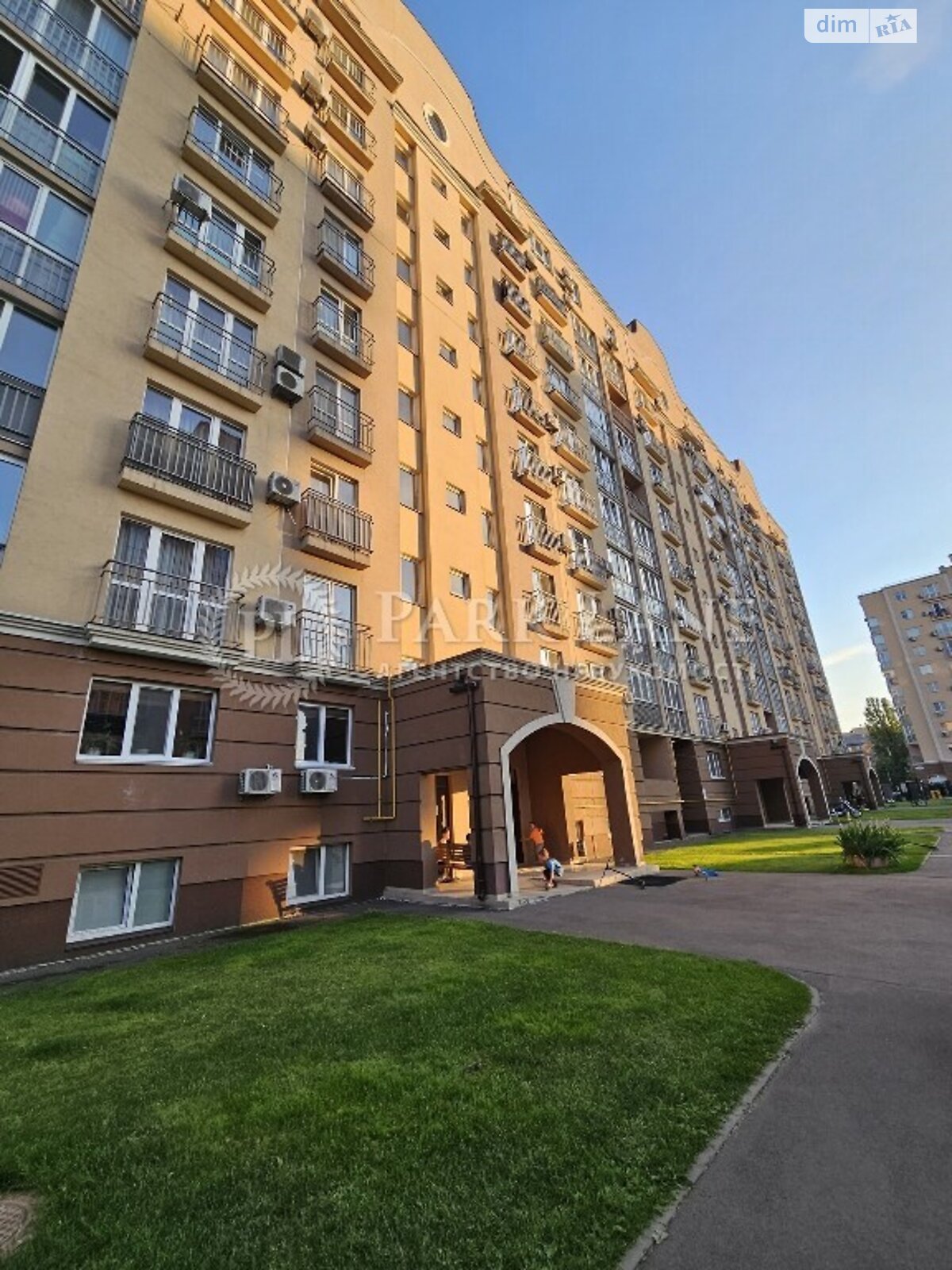 Продажа двухкомнатной квартиры в Киеве, на ул. Метрологическая 15А, район Голосеевский фото 1