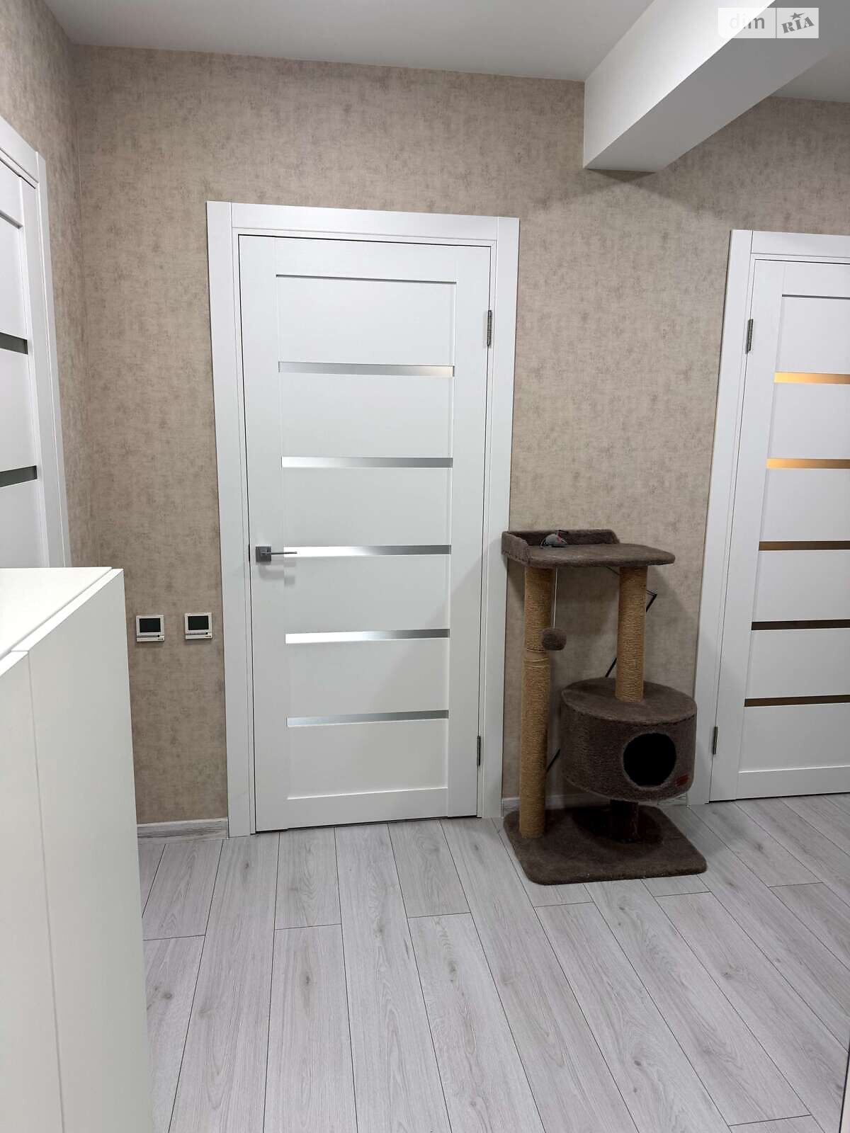 Продажа двухкомнатной квартиры в Киеве, на ул. Михаила Максимовича 9, район Голосеевский фото 1 Продажа двухкомнатной квартиры в Киеве, на ул. Михаила Максимовича 9, район Голосеевский фото 1