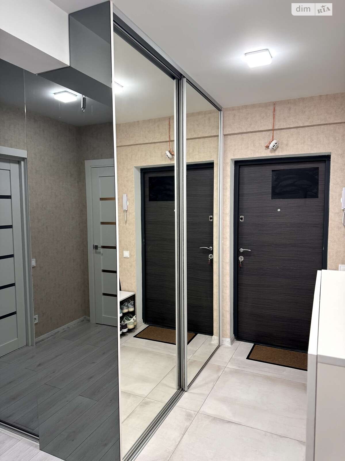 Продажа двухкомнатной квартиры в Киеве, на ул. Михаила Максимовича 9, район Голосеевский фото 1 Продажа двухкомнатной квартиры в Киеве, на ул. Михаила Максимовича 9, район Голосеевский фото 1
