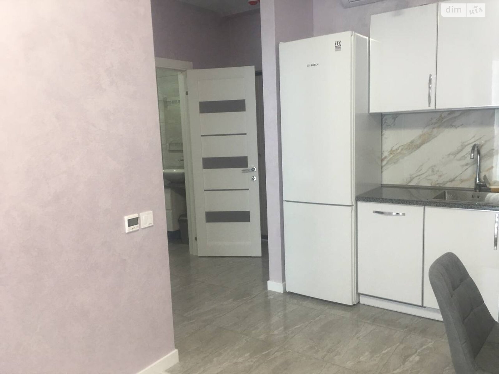 Продаж однокімнатної квартири в Києві, на вул. Михайла Максимовича 28Д, кв. 3, район Голосіївський фото 1