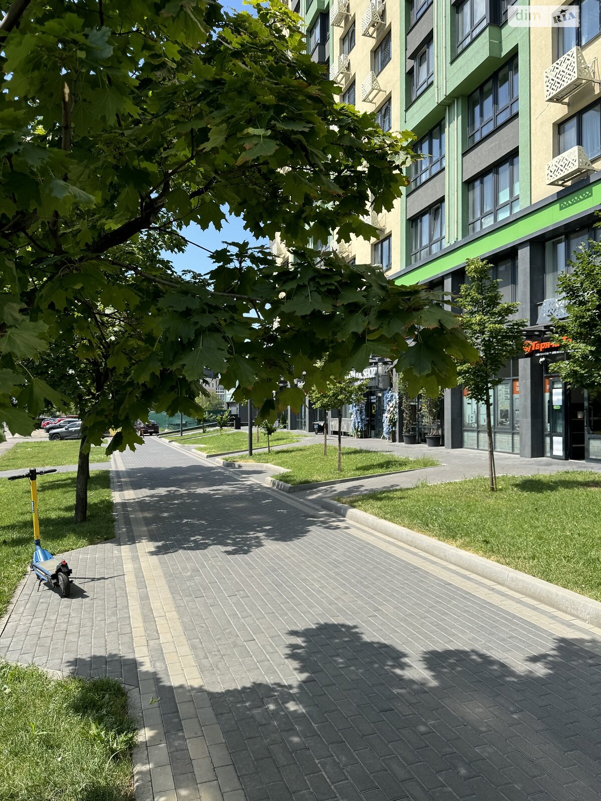 Продаж трикімнатної квартири в Києві, на вул. Михайла Максимовича 32А, район Голосіївський фото 1 Продаж трикімнатної квартири в Києві, на вул. Михайла Максимовича 32А, район Голосіївський фото 1