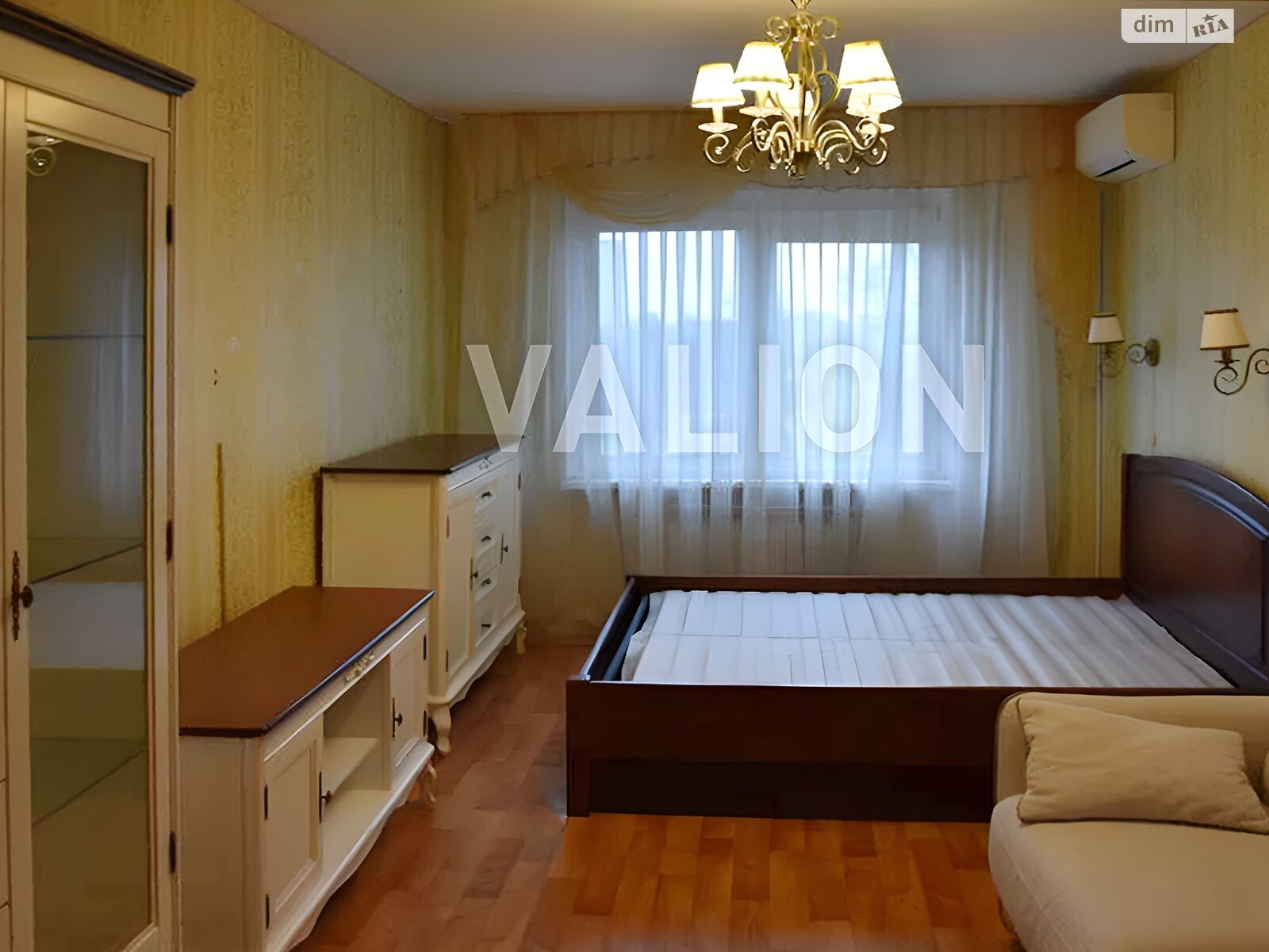 Продажа трехкомнатной квартиры в Киеве, на ул. Михаила Максимовича 9А, район Голосеевский фото 1 Продажа трехкомнатной квартиры в Киеве, на ул. Михаила Максимовича 9А, район Голосеевский фото 1