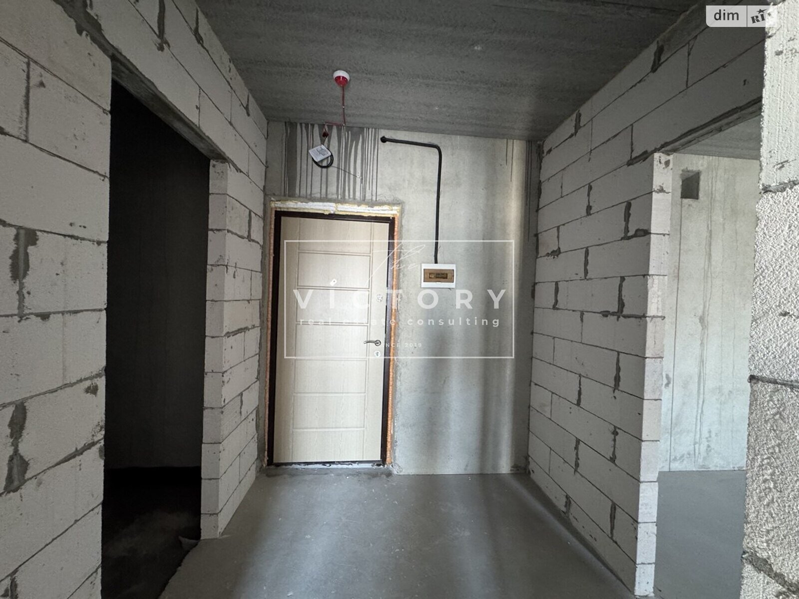 Продажа однокомнатной квартиры в Киеве, на ул. Михаила Максимовича, район Голосеевский фото 1 Продажа однокомнатной квартиры в Киеве, на ул. Михаила Максимовича, район Голосеевский фото 1