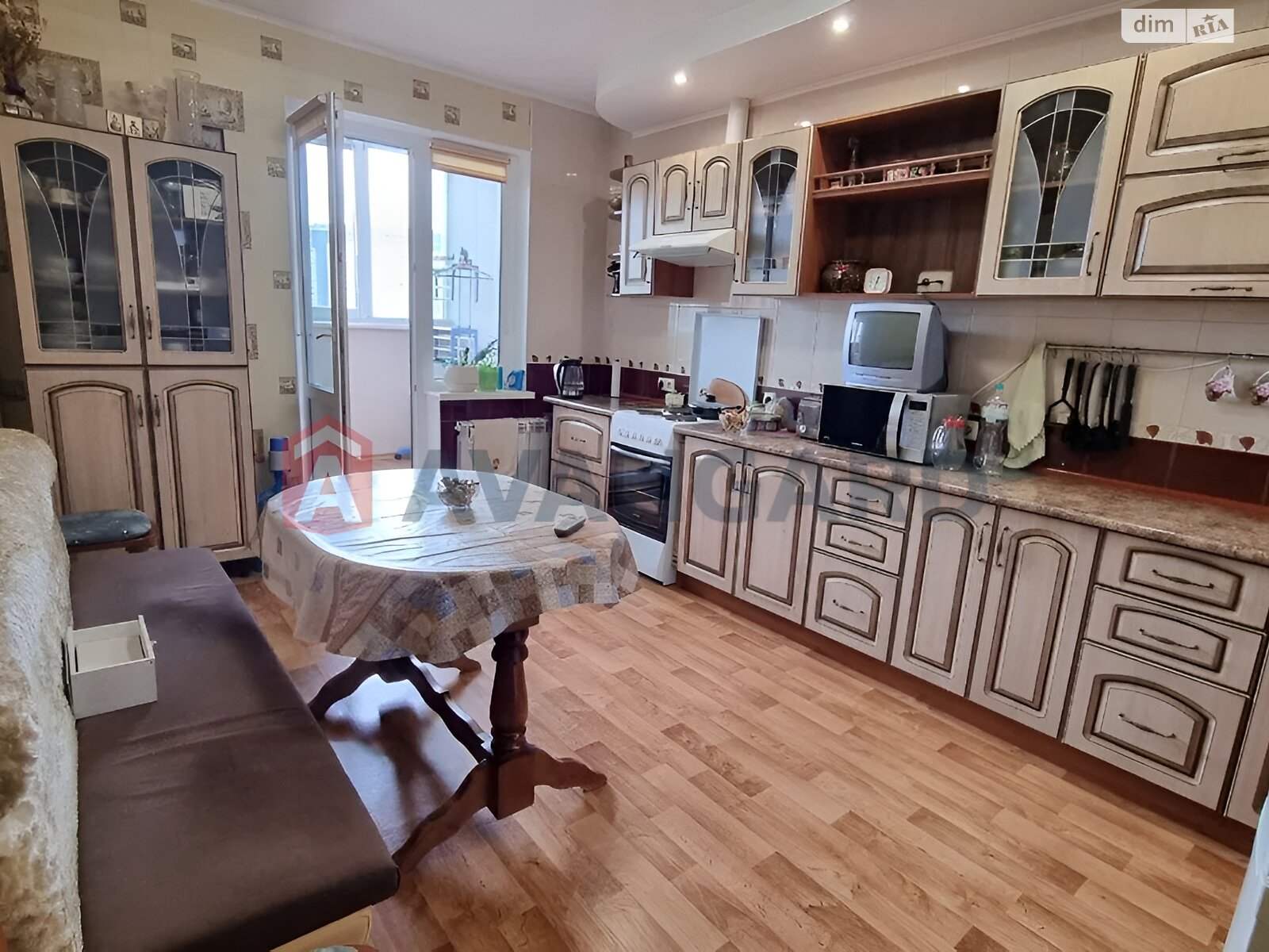 Продажа трехкомнатной квартиры в Киеве, на ул. Михаила Максимовича 9, район Голосеевский фото 1 Продажа трехкомнатной квартиры в Киеве, на ул. Михаила Максимовича 9, район Голосеевский фото 1