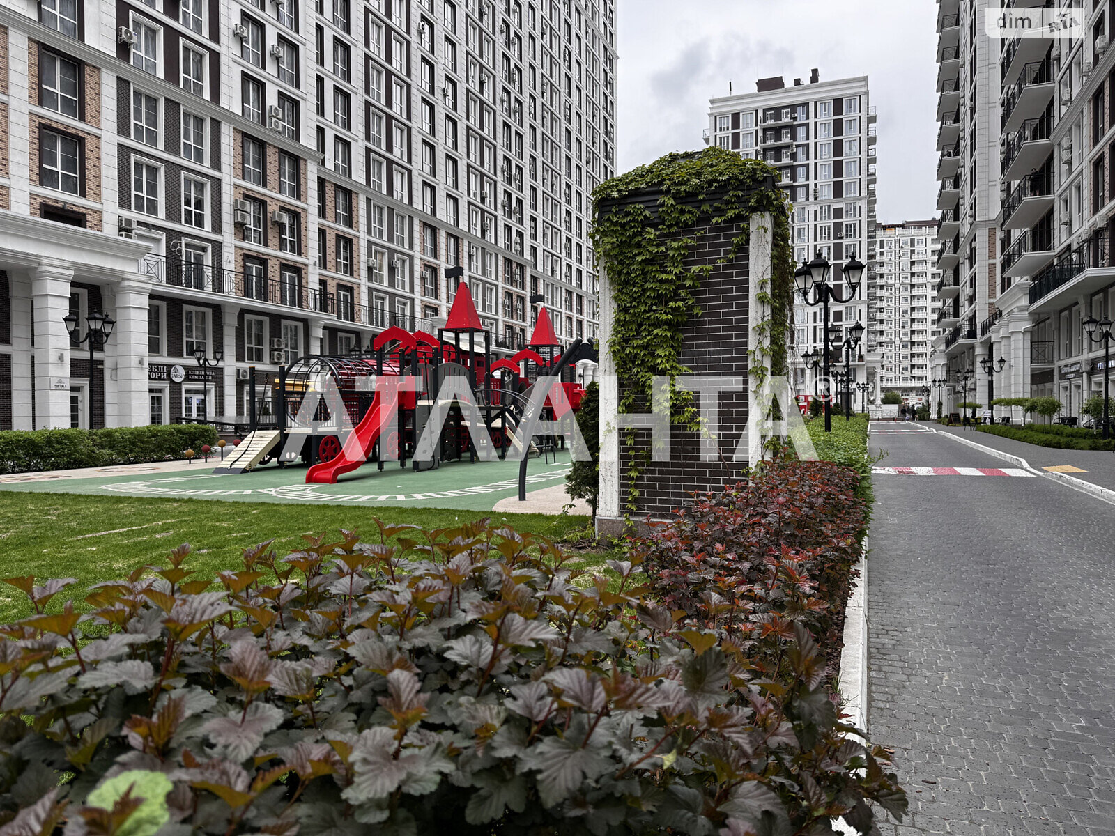Продажа однокомнатной квартиры в Киеве, на ул. Михаила Максимовича 24, район Голосеевский фото 1 Продажа однокомнатной квартиры в Киеве, на ул. Михаила Максимовича 24, район Голосеевский фото 1