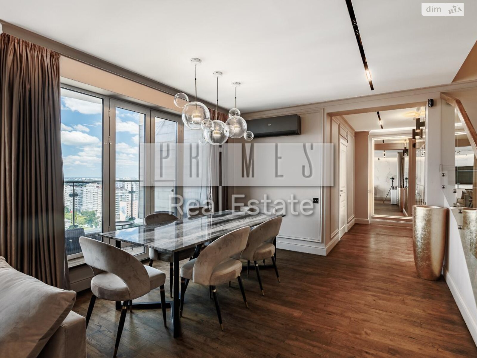 Продажа четырехкомнатной квартиры в Киеве, на ул. Михаила Максимовича 3Г, район Голосеевский фото 1 Продажа четырехкомнатной квартиры в Киеве, на ул. Михаила Максимовича 3Г, район Голосеевский фото 1