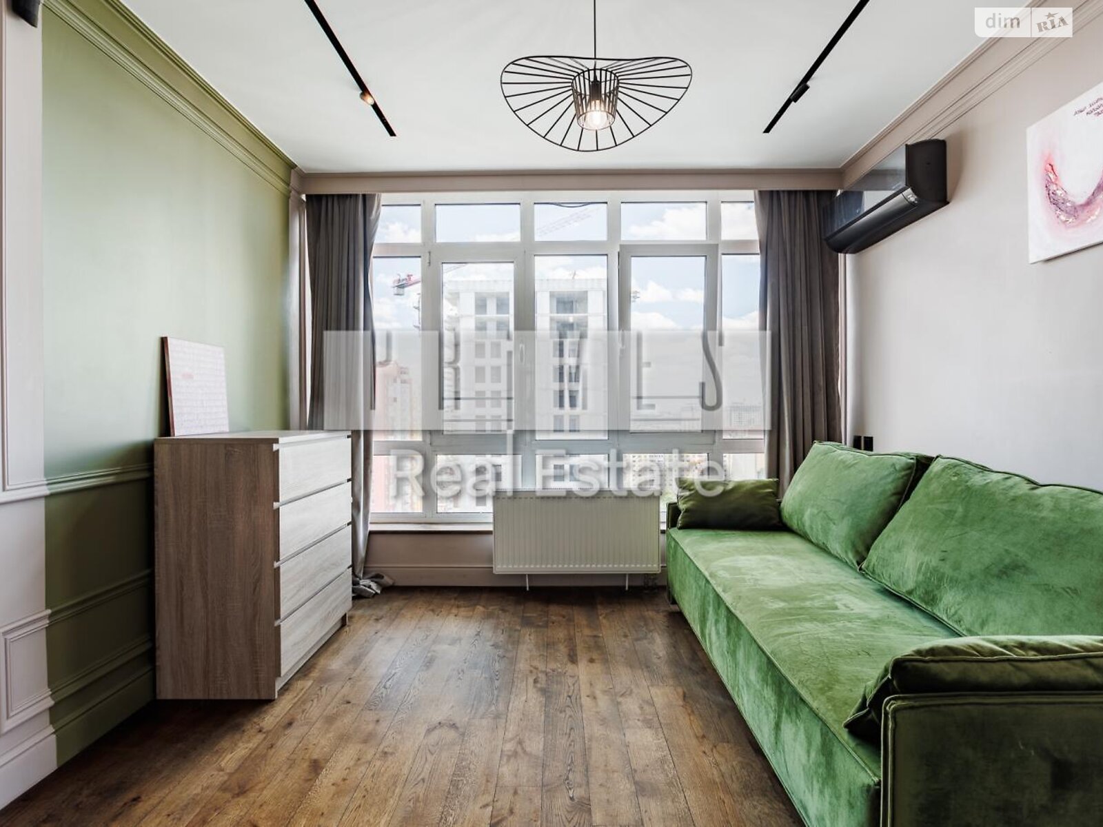 Продажа четырехкомнатной квартиры в Киеве, на ул. Михаила Максимовича 3Г, район Голосеевский фото 1 Продажа четырехкомнатной квартиры в Киеве, на ул. Михаила Максимовича 3Г, район Голосеевский фото 1