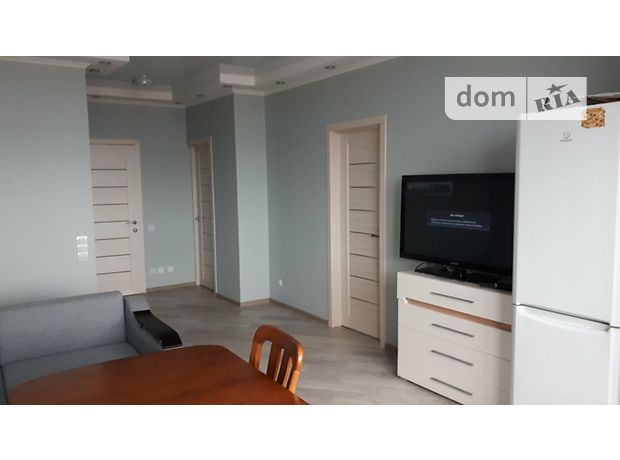 Продажа двухкомнатной квартиры в Киеве, на пл. Московская 39А, район Голосеевский фото 1 Продажа двухкомнатной квартиры в Киеве, на пл. Московская 39А, район Голосеевский фото 1