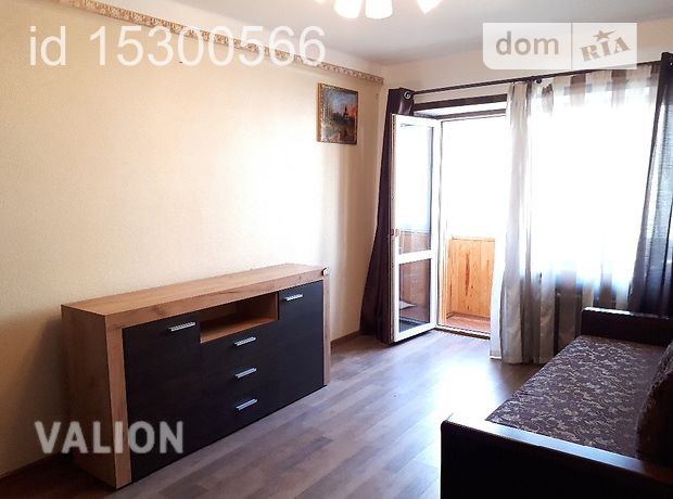 Продаж трикімнатної квартири в Києві на вул. Набережно-Корчуватська район Голосіївський, фото 1 Продаж трикімнатної квартири в Києві на вул. Набережно-Корчуватська район Голосіївський, фото 1