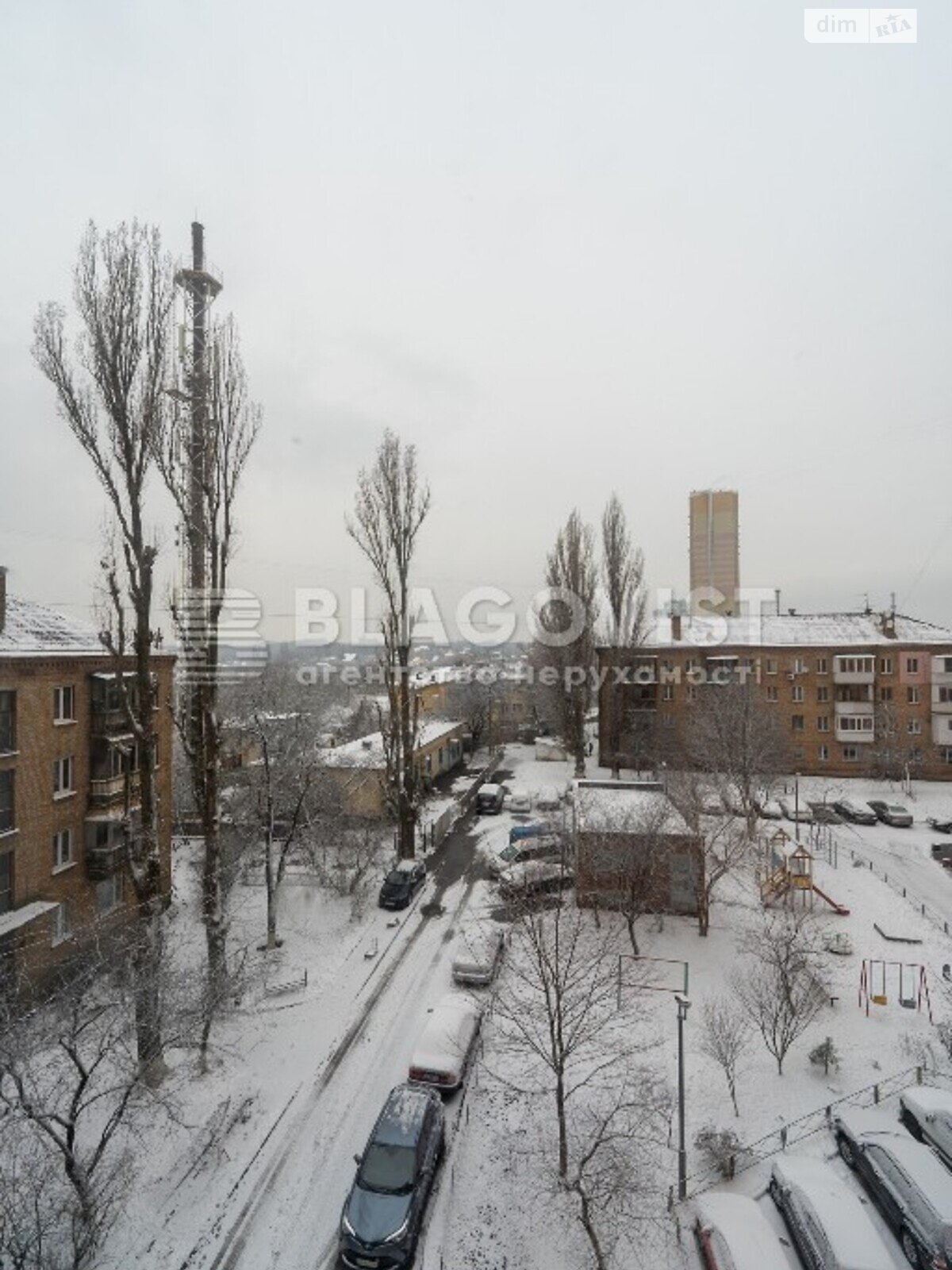 Продаж трикімнатної квартири в Києві, на просп. Науки 62А, район Голосіївський фото 1