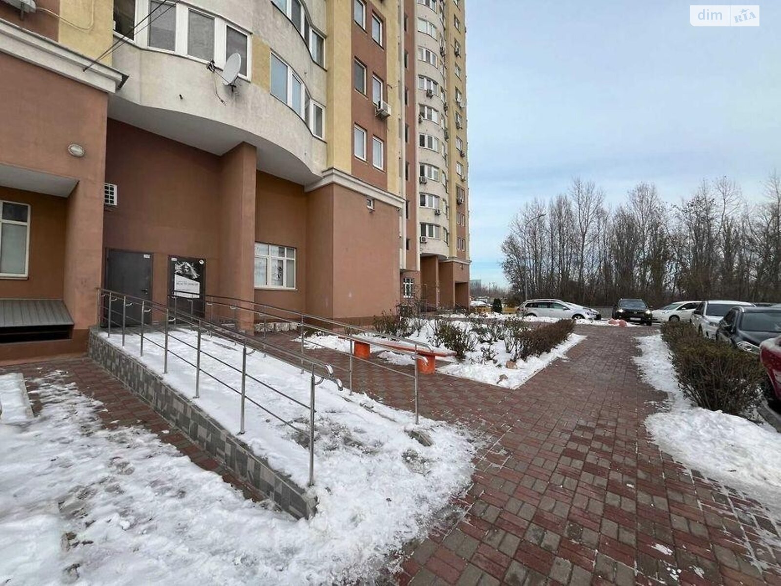 Продаж двокімнатної квартири в Києві, на просп. Науки 69, район Голосіївський фото 1