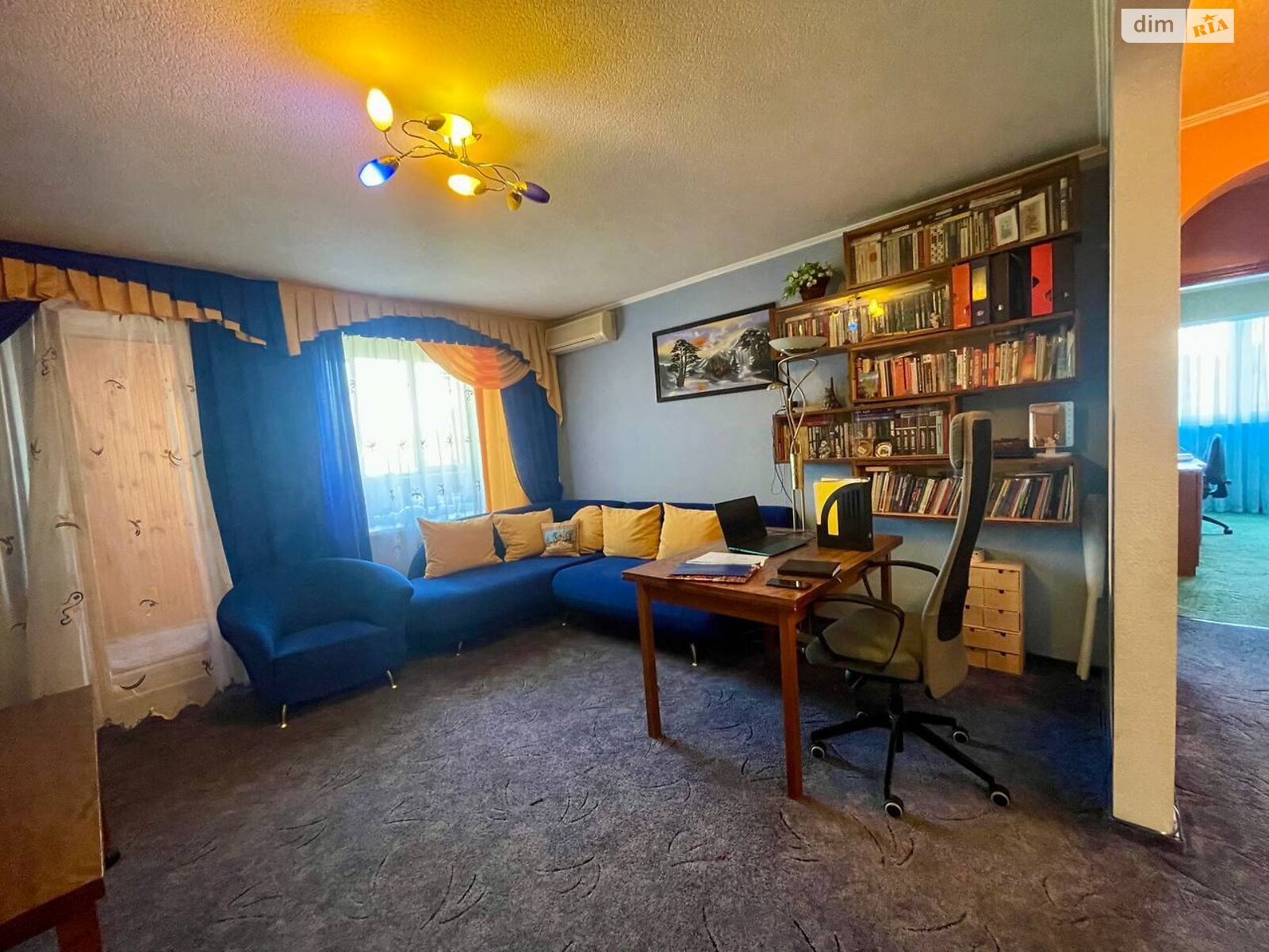 Продаж трикімнатної квартири в Києві, на просп. Науки 94/5, район Голосіївський фото 1 Продаж трикімнатної квартири в Києві, на просп. Науки 94/5, район Голосіївський фото 1