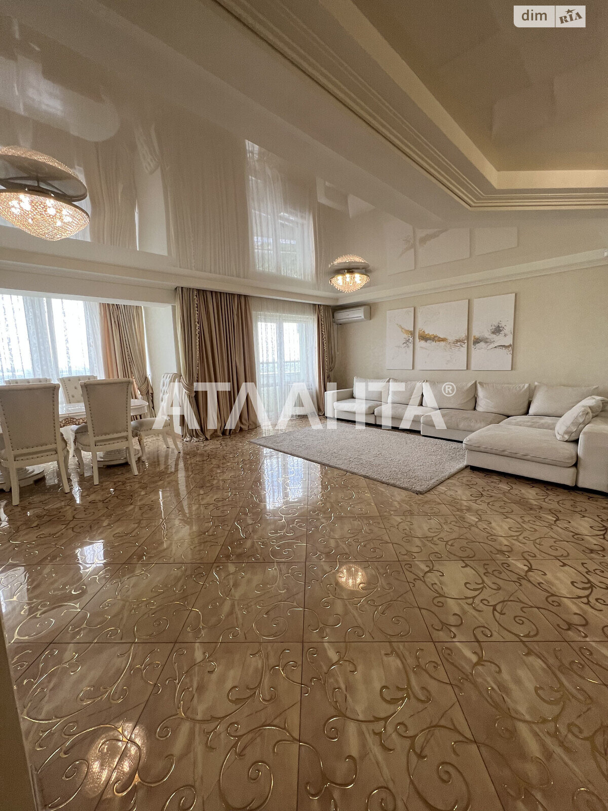 Продажа четырехкомнатной квартиры в Киеве, на просп. Науки, кв. 777, район Мышеловка фото 1