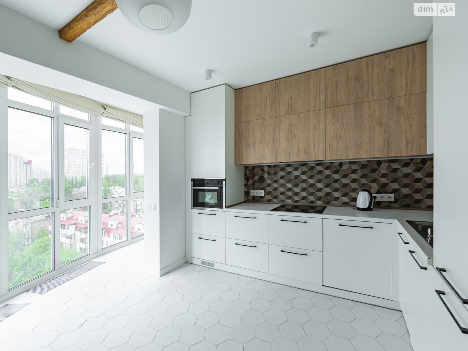 Продажа четырехкомнатной квартиры в Киеве, на просп. Науки 80А/73, район Голосеевский фото 1