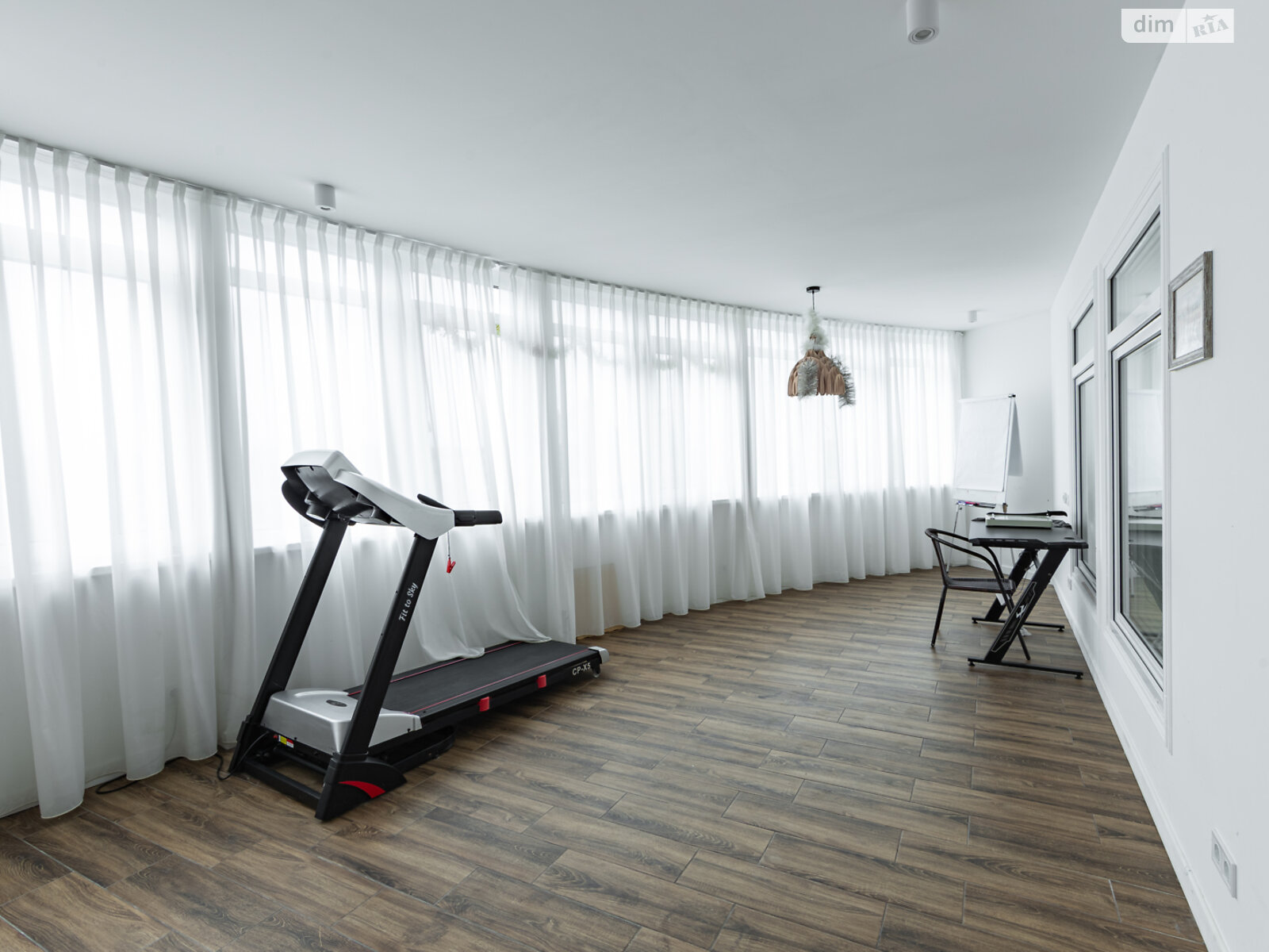 Продажа четырехкомнатной квартиры в Киеве, на просп. Науки 80А/73, район Голосеевский фото 1