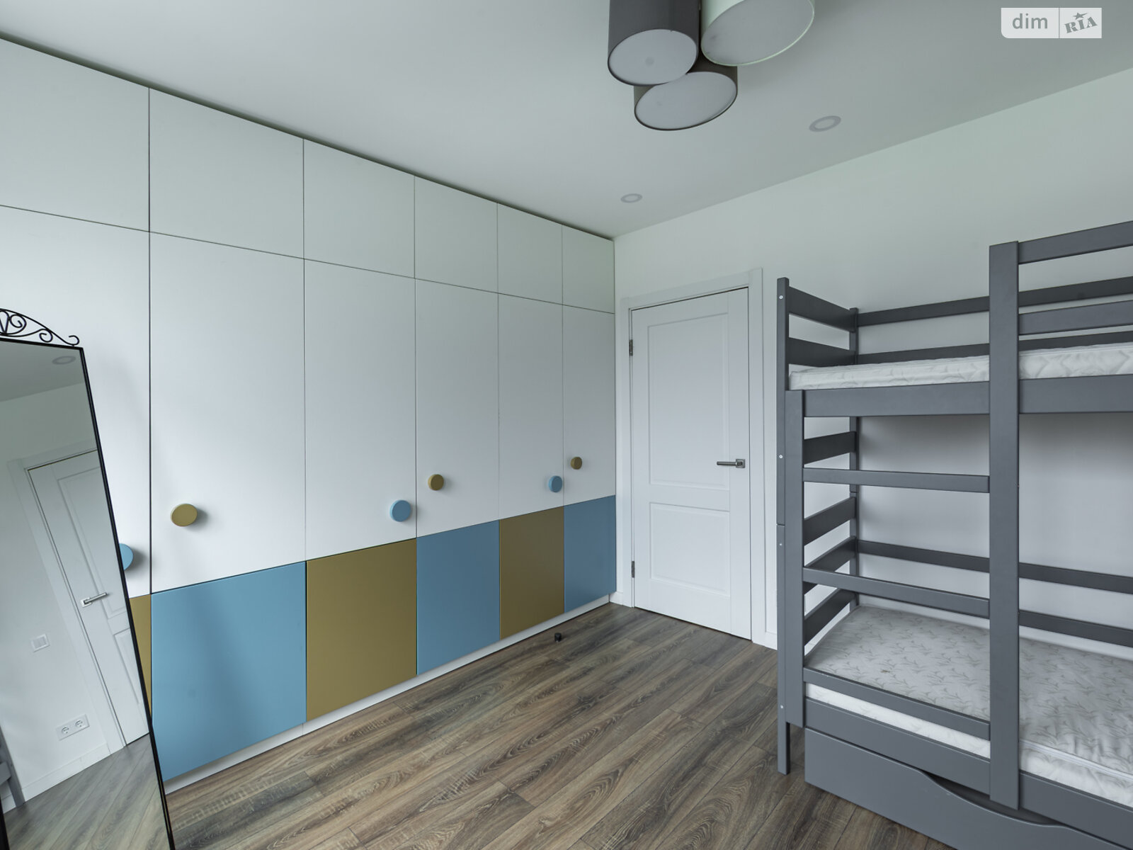 Продажа четырехкомнатной квартиры в Киеве, на просп. Науки 80А/73, район Голосеевский фото 1