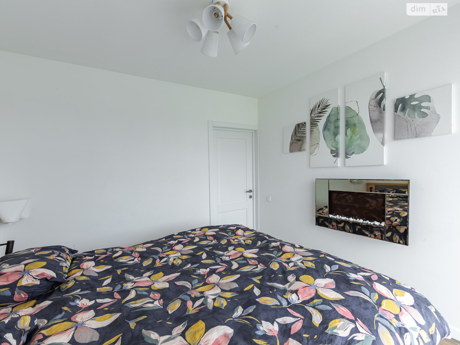 Продажа четырехкомнатной квартиры в Киеве, на просп. Науки 80А/73, район Голосеевский фото 1