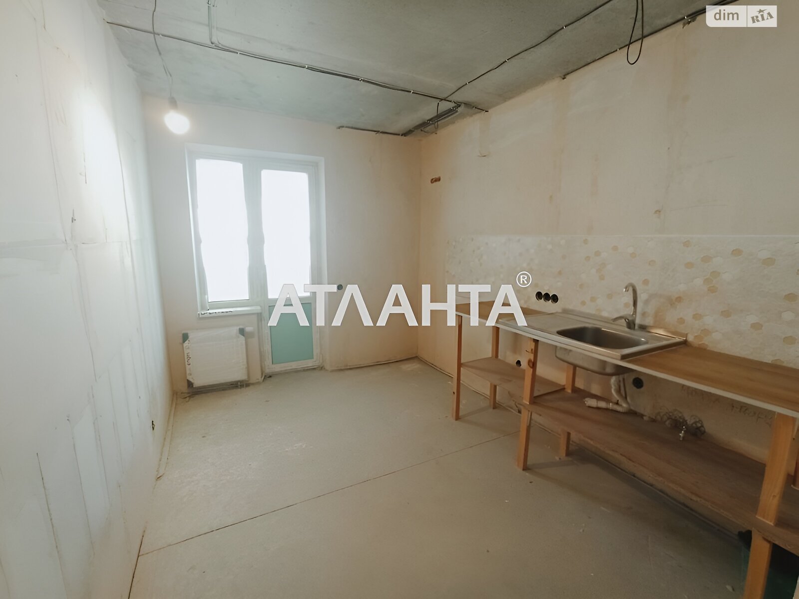 Продажа однокомнатной квартиры в Киеве, на шоссе Одесское, район Голосеевский фото 1 Продажа однокомнатной квартиры в Киеве, на шоссе Одесское, район Голосеевский фото 1