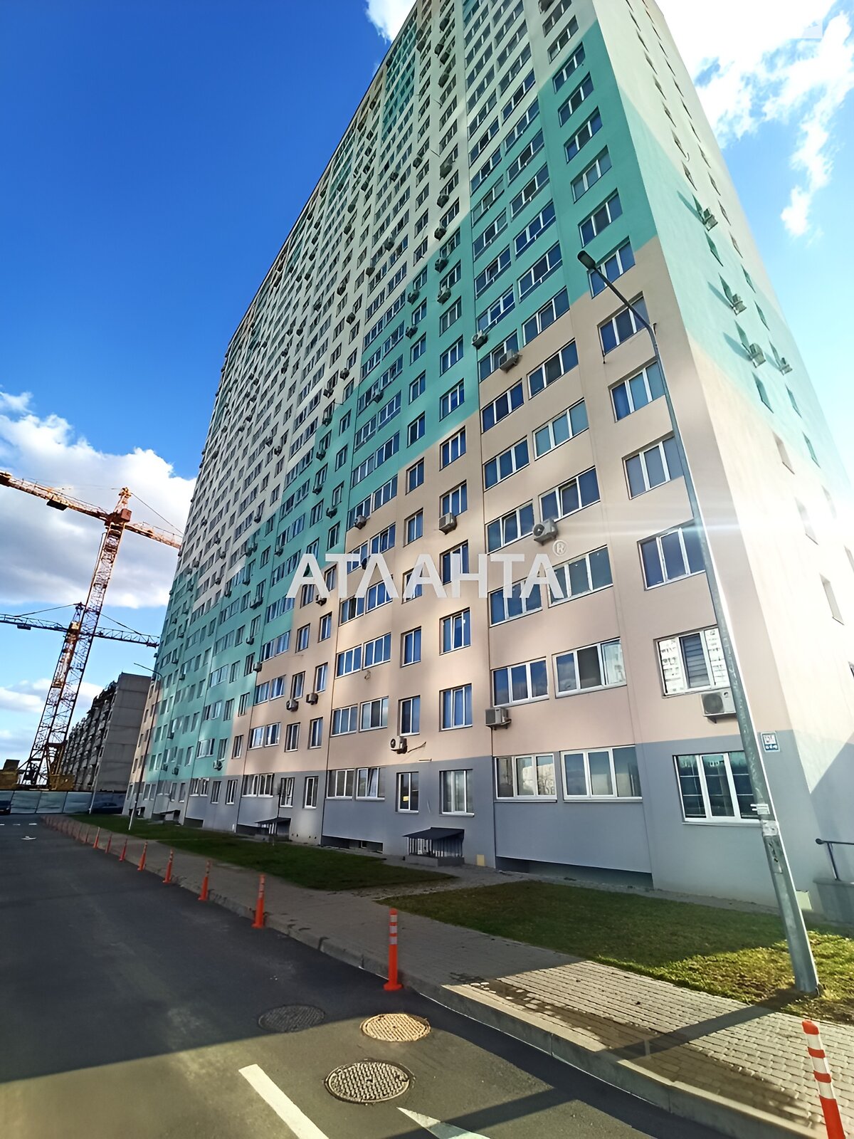 Продажа однокомнатной квартиры в Киеве, на шоссе Одесское, район Голосеевский фото 1 Продажа однокомнатной квартиры в Киеве, на шоссе Одесское, район Голосеевский фото 1