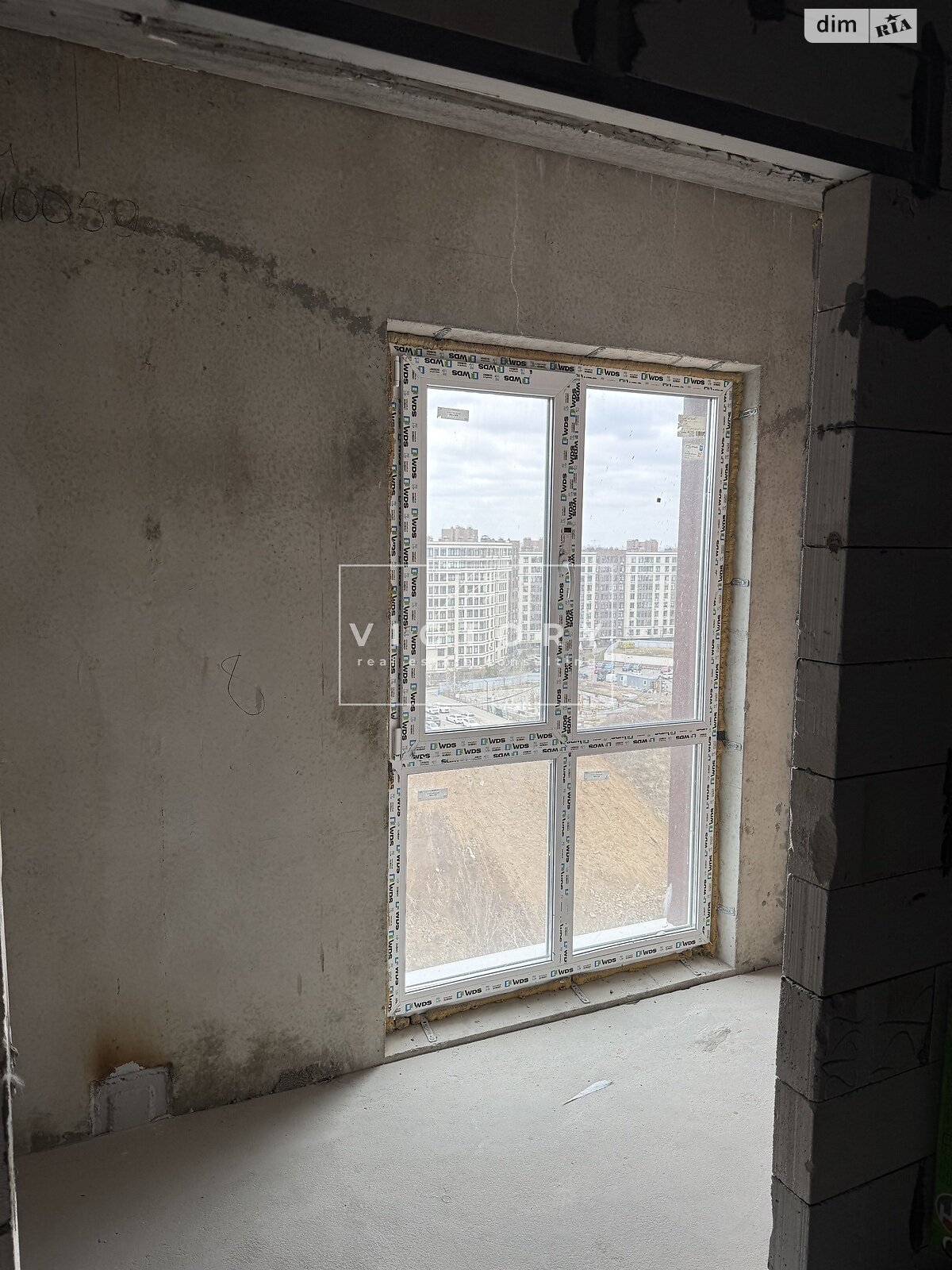 Продажа двухкомнатной квартиры в Киеве, на ул. Михаила Максимовича 24, район Голосеевский фото 1 Продажа двухкомнатной квартиры в Киеве, на ул. Михаила Максимовича 24, район Голосеевский фото 1