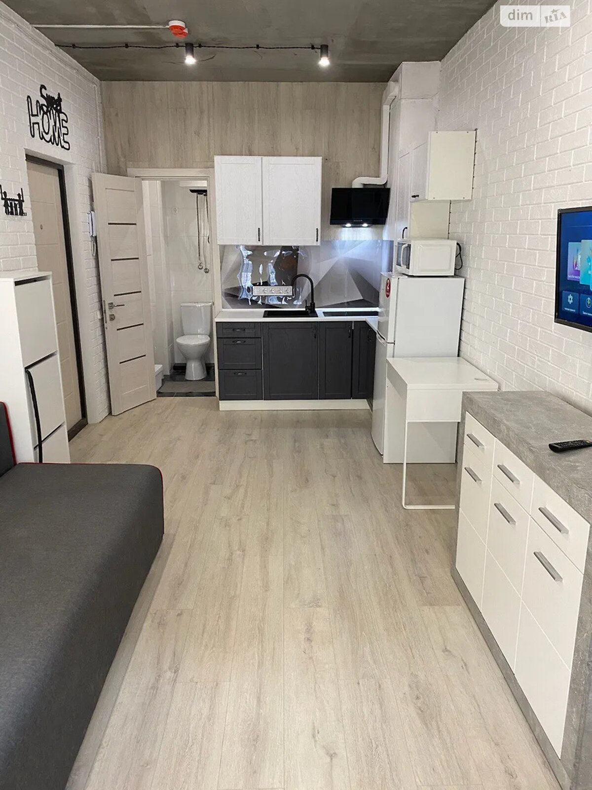 Продаж однокімнатної квартири в Києві, на вул. Михайла Максимовича 24Б, район Голосіївський фото 1 Продаж однокімнатної квартири в Києві, на вул. Михайла Максимовича 24Б, район Голосіївський фото 1