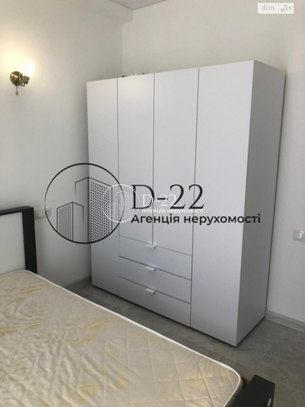 Продаж однокімнатної квартири в Києві, на вул. Михайла Максимовича 24-28, район Голосіївський фото 1 Продаж однокімнатної квартири в Києві, на вул. Михайла Максимовича 24-28, район Голосіївський фото 1