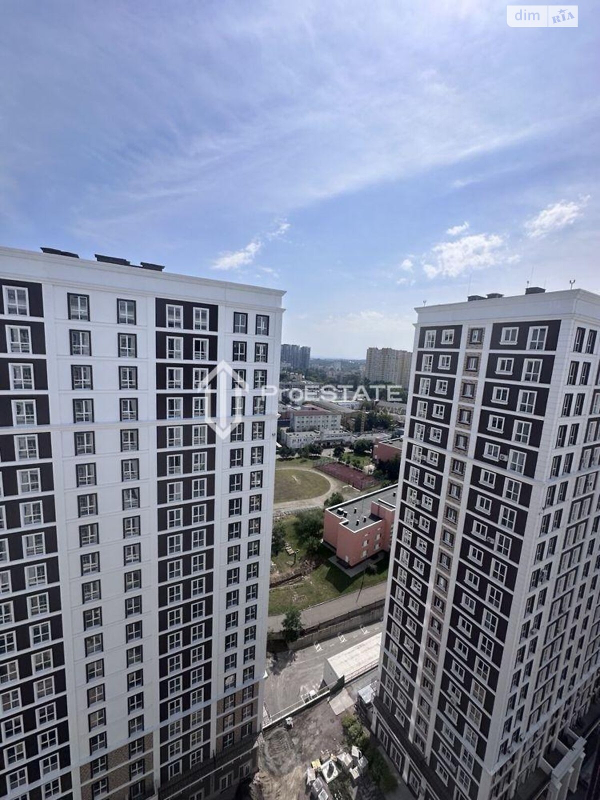Продажа двухкомнатной квартиры в Киеве, на ул. Михаила Максимовича 24, район Голосеевский фото 1 Продажа двухкомнатной квартиры в Киеве, на ул. Михаила Максимовича 24, район Голосеевский фото 1