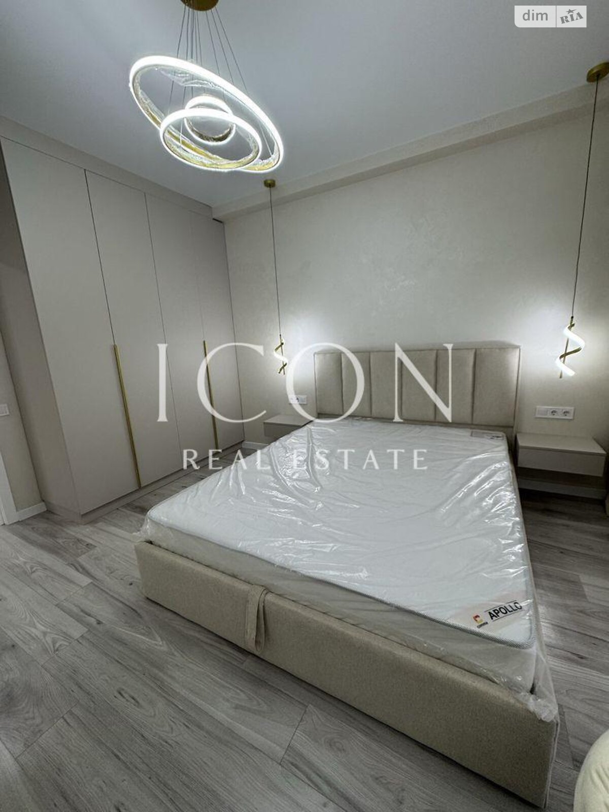 Продажа однокомнатной квартиры в Киеве, на ул. Михаила Максимовича 24, район Голосеевский фото 1