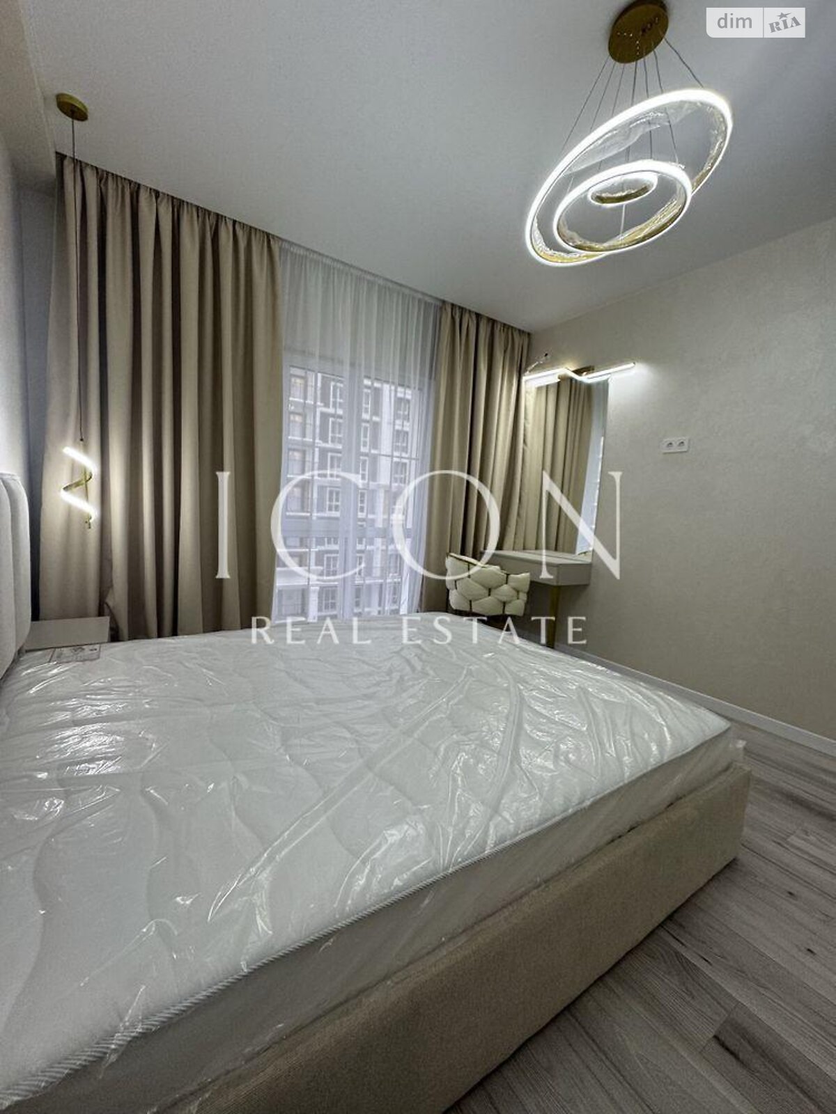 Продажа однокомнатной квартиры в Киеве, на ул. Михаила Максимовича 24, район Голосеевский фото 1
