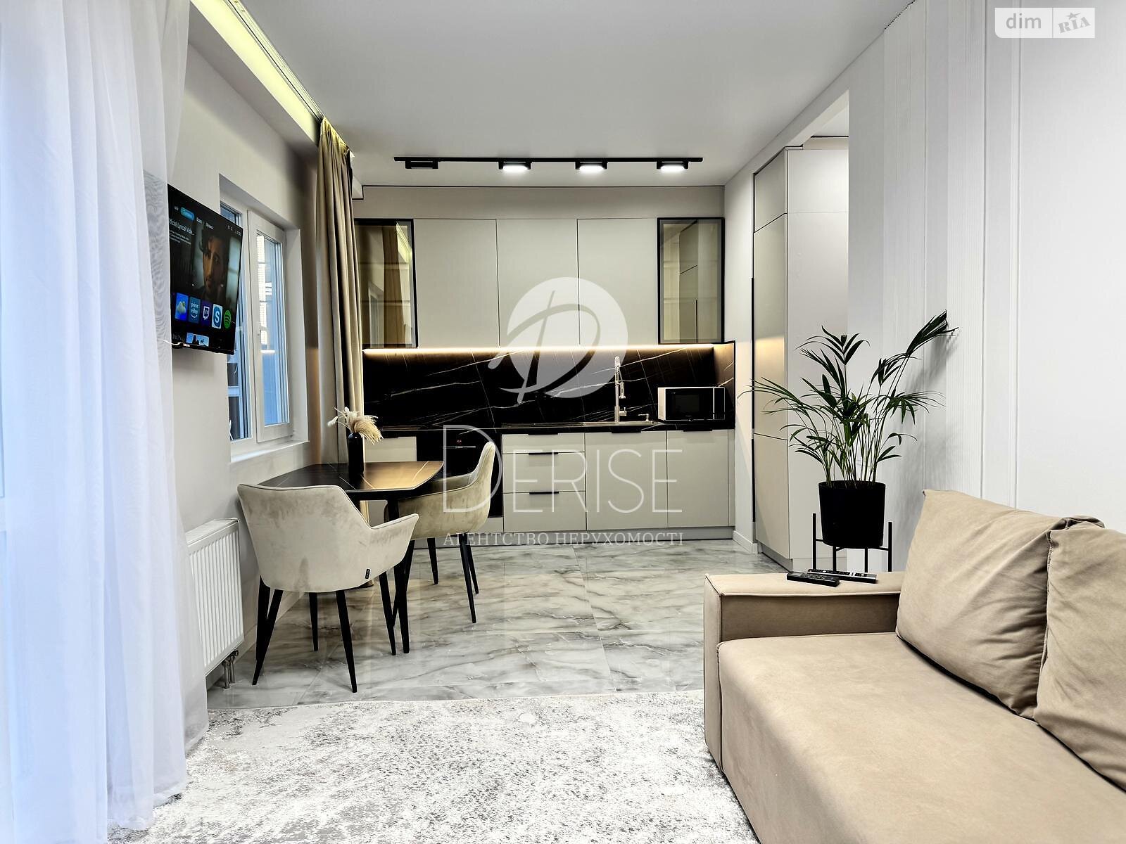 Продажа двухкомнатной квартиры в Киеве, на ул. Михаила Максимовича 26, район Голосеевский фото 1