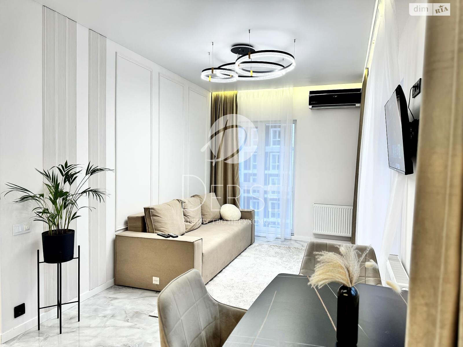 Продажа двухкомнатной квартиры в Киеве, на ул. Михаила Максимовича 26, район Голосеевский фото 1