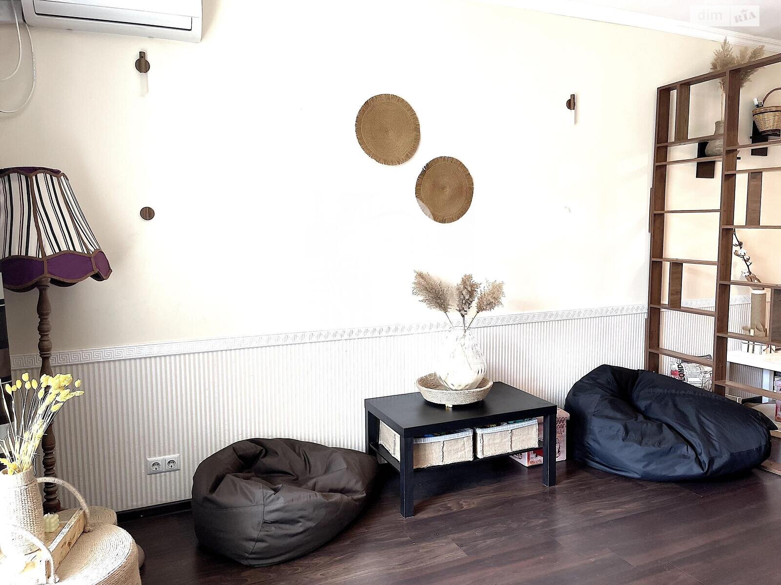 Продажа однокомнатной квартиры в Киеве, на ул. Михаила Максимовича 26, район Голосеевский фото 1