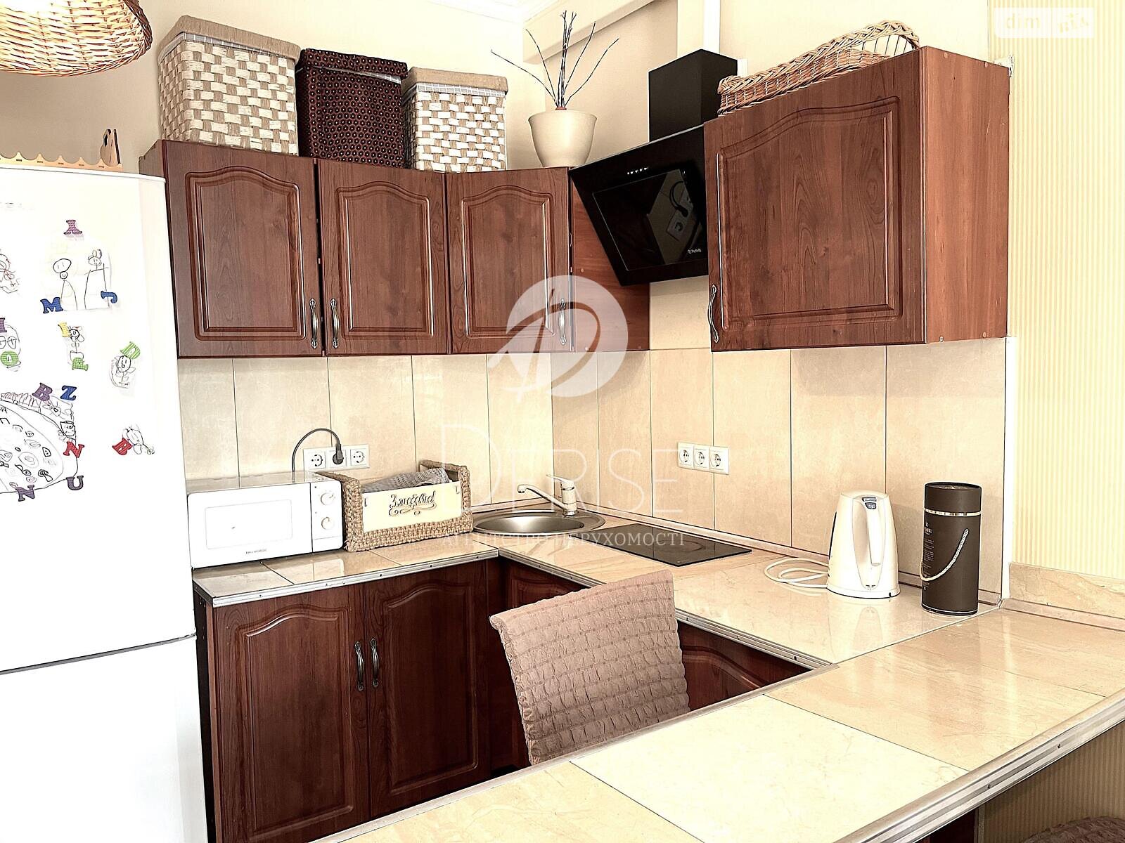 Продажа однокомнатной квартиры в Киеве, на ул. Михаила Максимовича 26, район Голосеевский фото 1