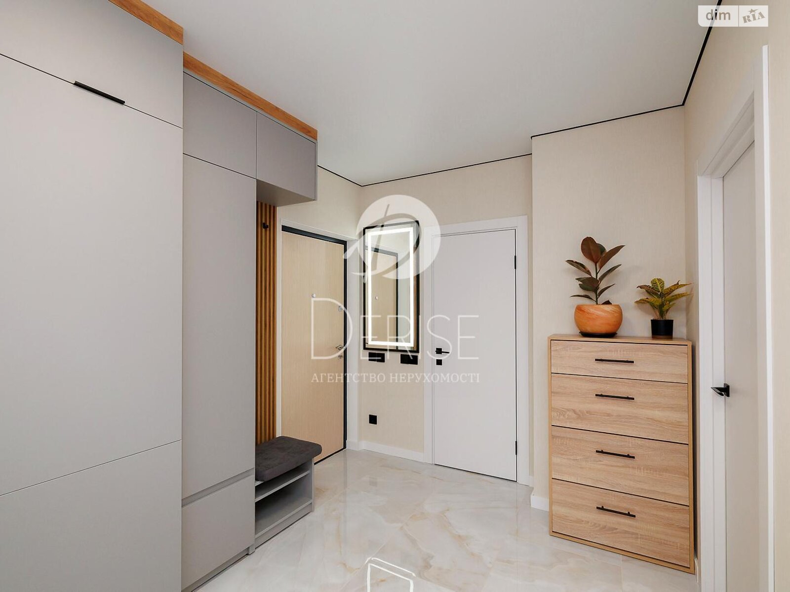 Продажа двухкомнатной квартиры в Киеве, на ул. Михаила Максимовича 26Д, район Голосеевский фото 1