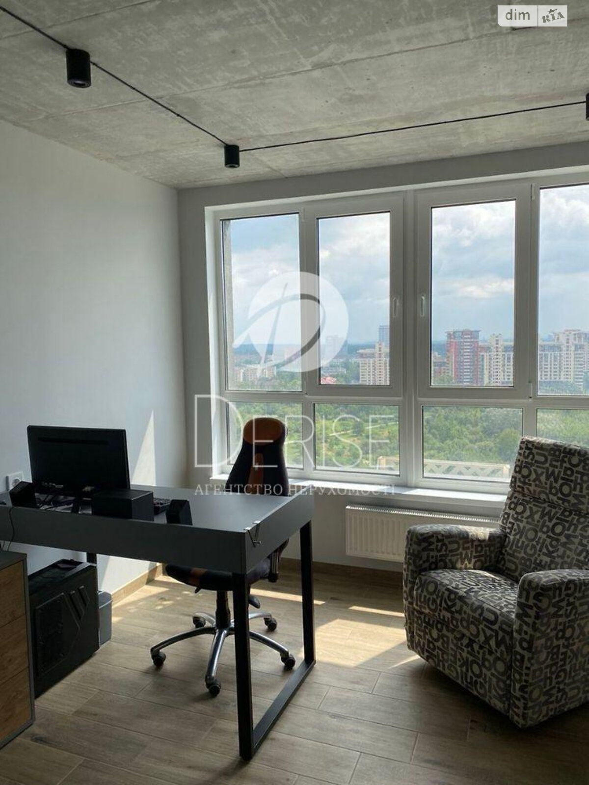 Продажа двухкомнатной квартиры в Киеве, на ул. Михаила Максимовича 32, район Голосеевский фото 1