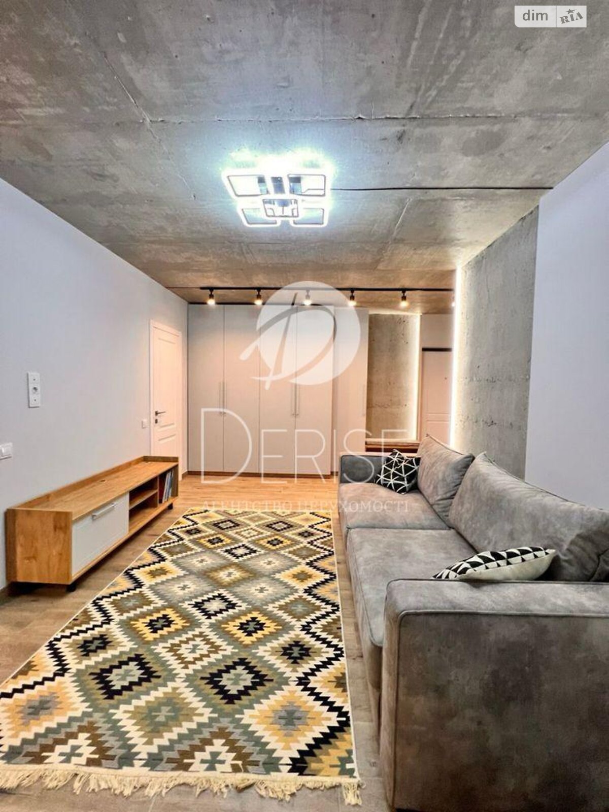 Продажа двухкомнатной квартиры в Киеве, на ул. Михаила Максимовича 32, район Голосеевский фото 1