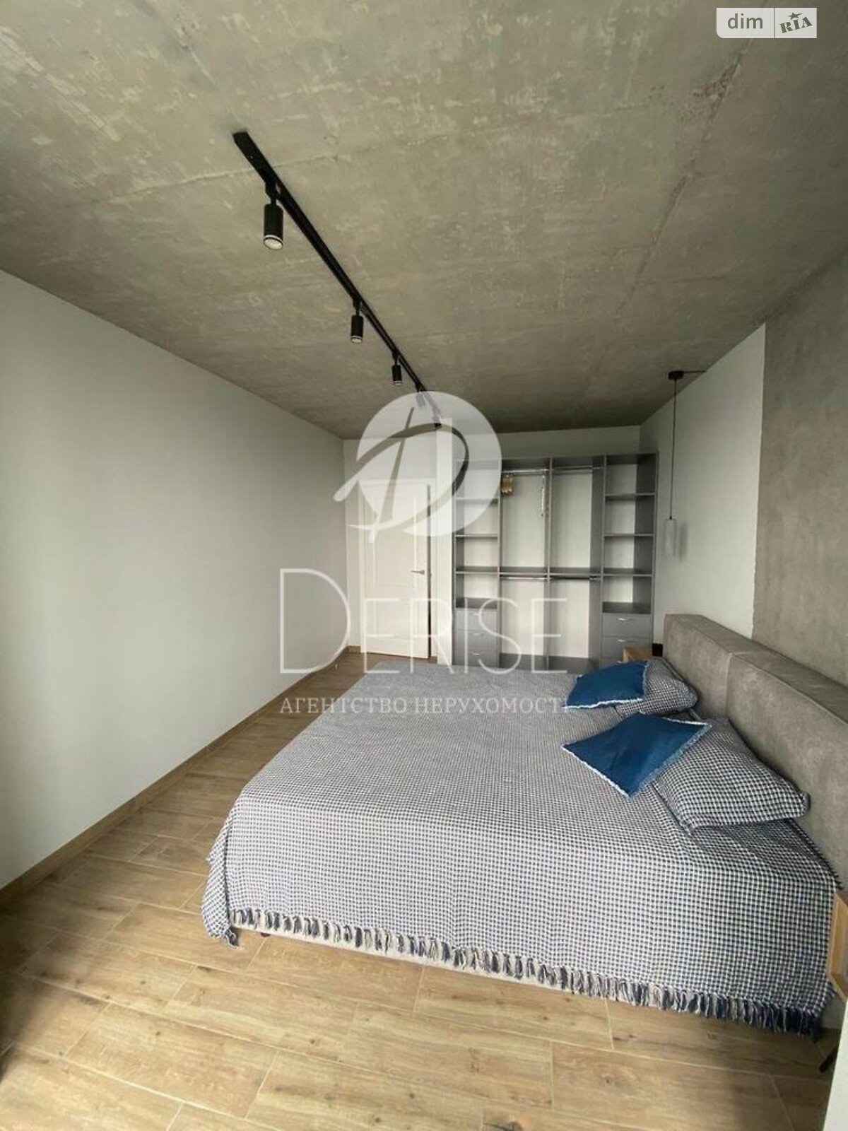 Продажа двухкомнатной квартиры в Киеве, на ул. Михаила Максимовича 32, район Голосеевский фото 1